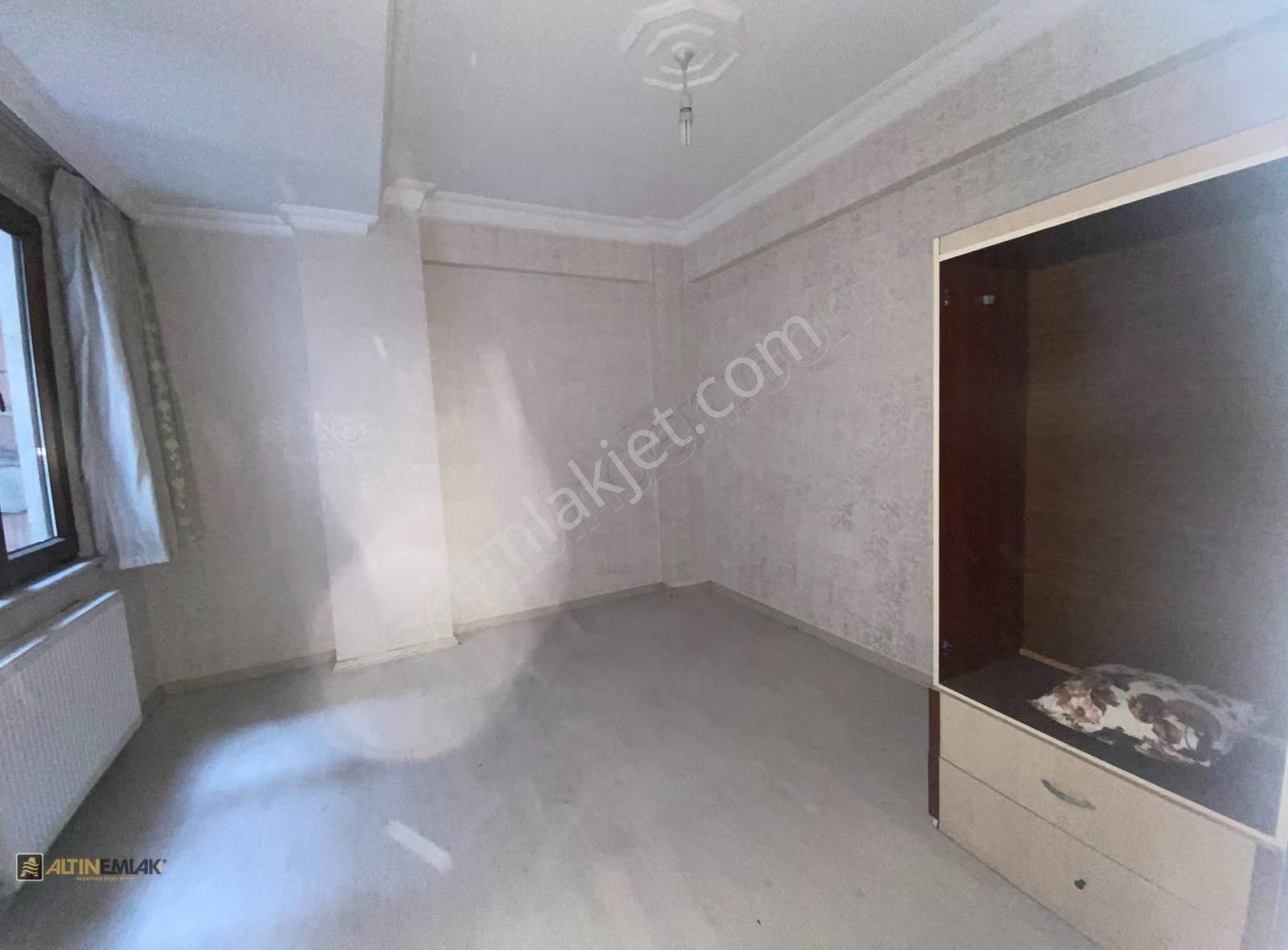 Şehit Ali Karahan Caddesi -köşe Binada- Asansörlü Kilerli 2+1 - Görsel 11