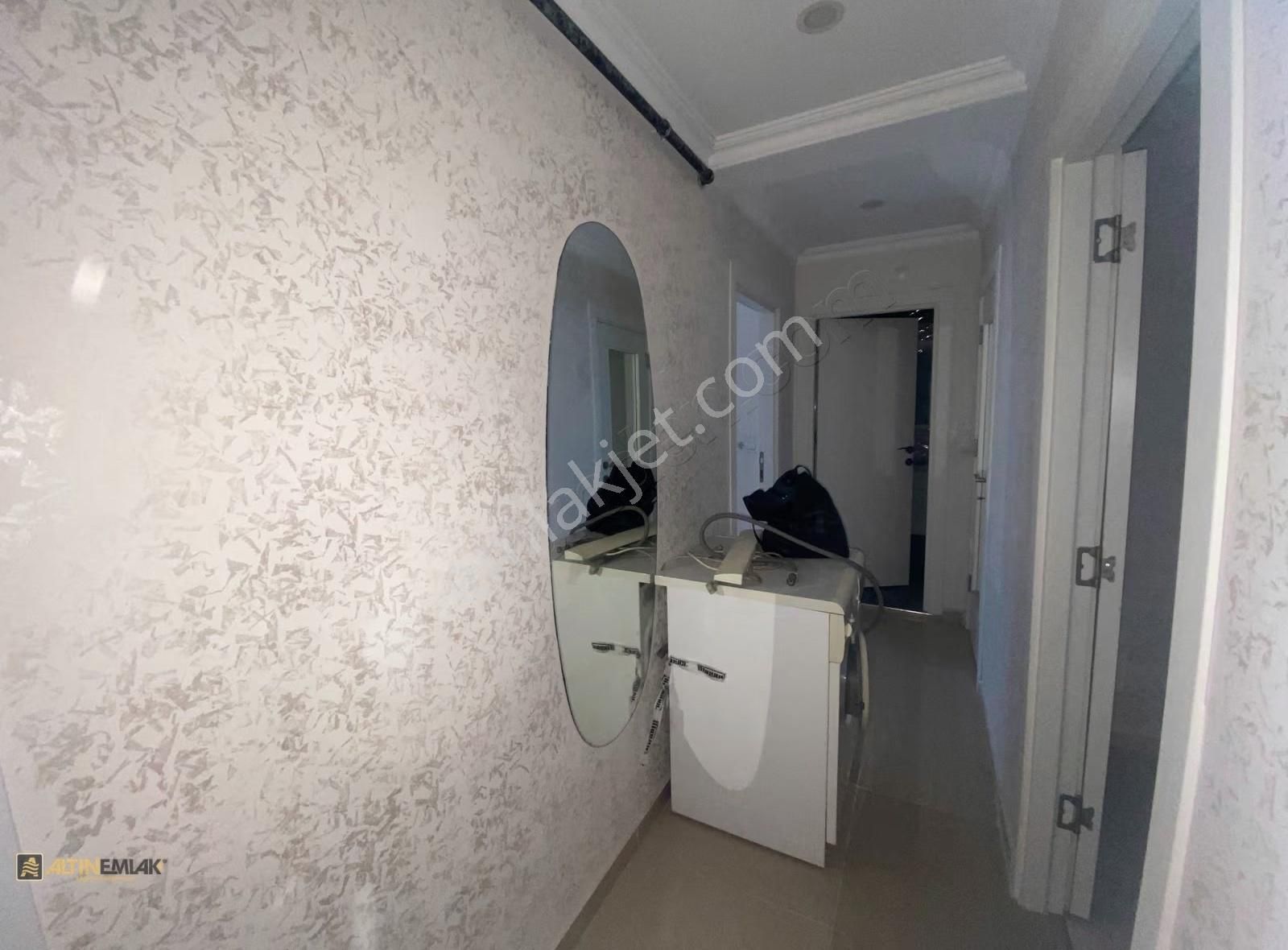 Şehit Ali Karahan Caddesi -köşe Binada- Asansörlü Kilerli 2+1 - Görsel 26