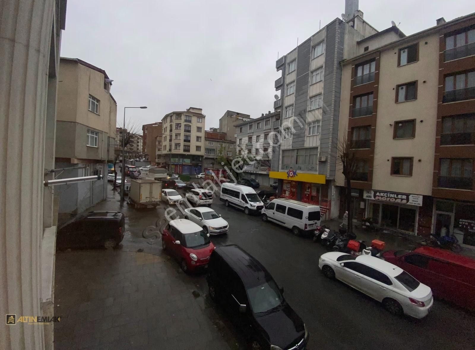 Şehit Ali Karahan Caddesi -köşe Binada- Asansörlü Kilerli 2+1 - Görsel 31