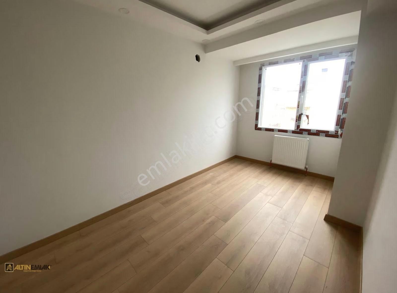 Bahçelievler Mahmutbey Caddesi Üzerinde Satılık Sıfır 2+1 - Görsel 3