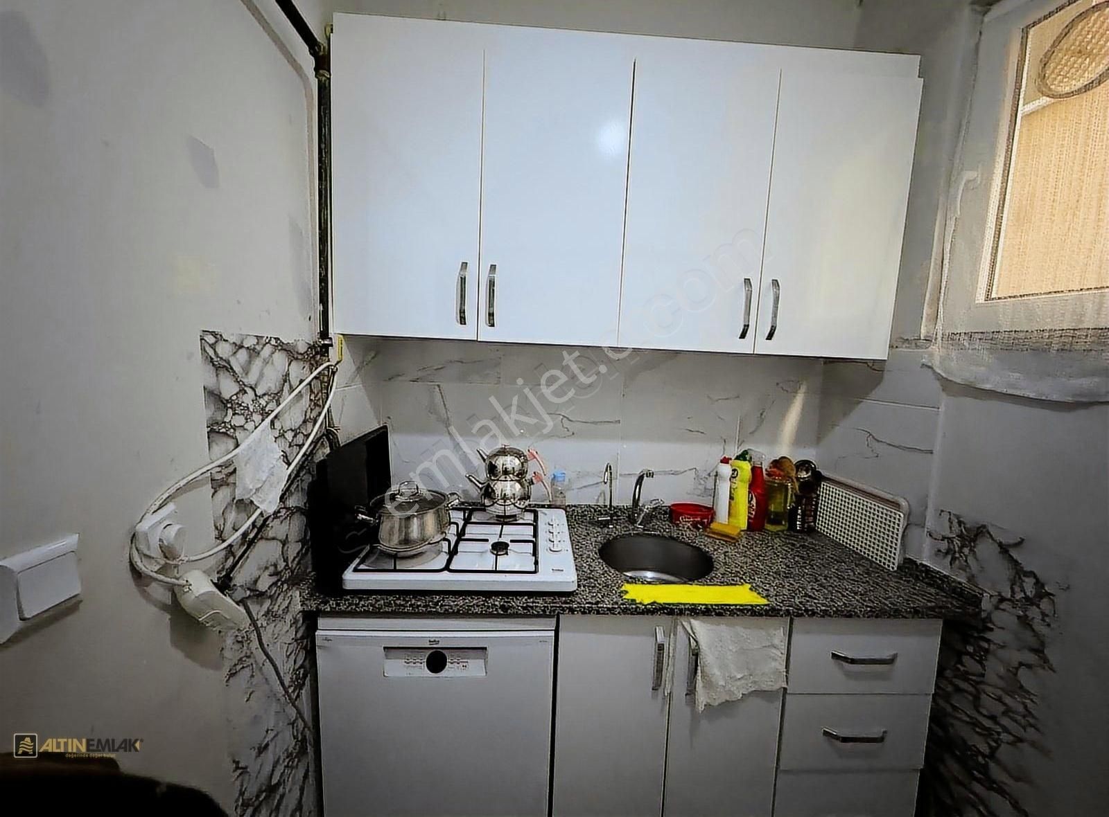 İçi Yenilenmiş Yatırımlık 2+1 Daire - Görsel 12