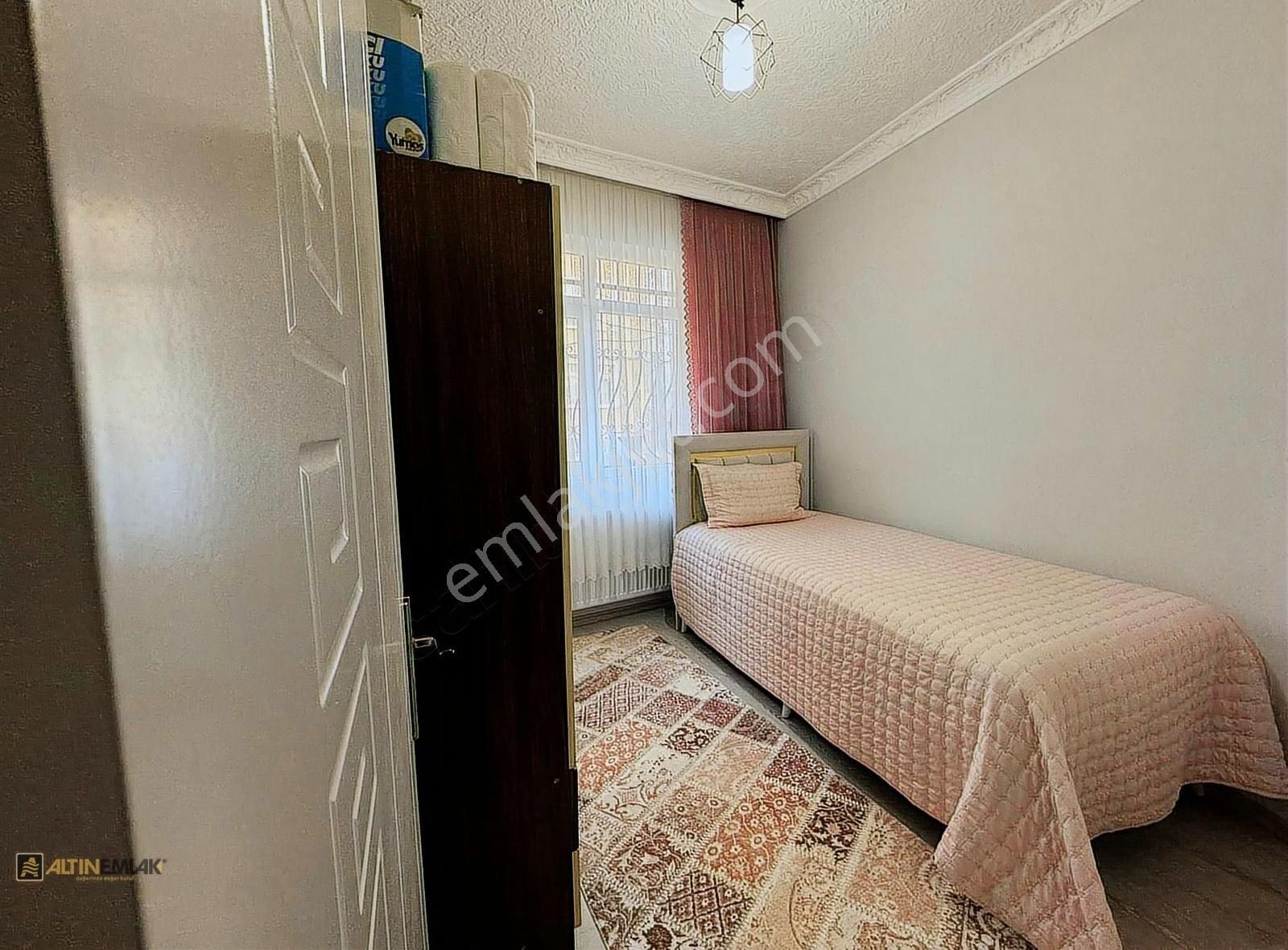 İçi Yenilenmiş Yatırımlık 2+1 Daire - Görsel 22