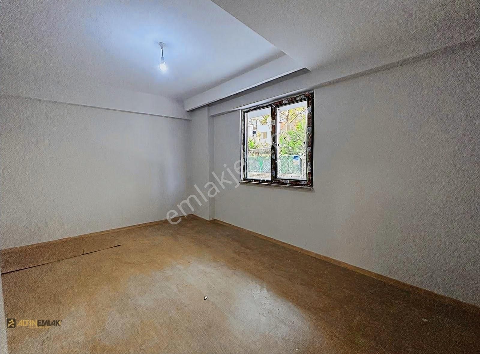 Marmaraya Ve Göle Yürüme Mesafesinde Giriş Kat- Bahçe Kullanımlı - Görsel 2