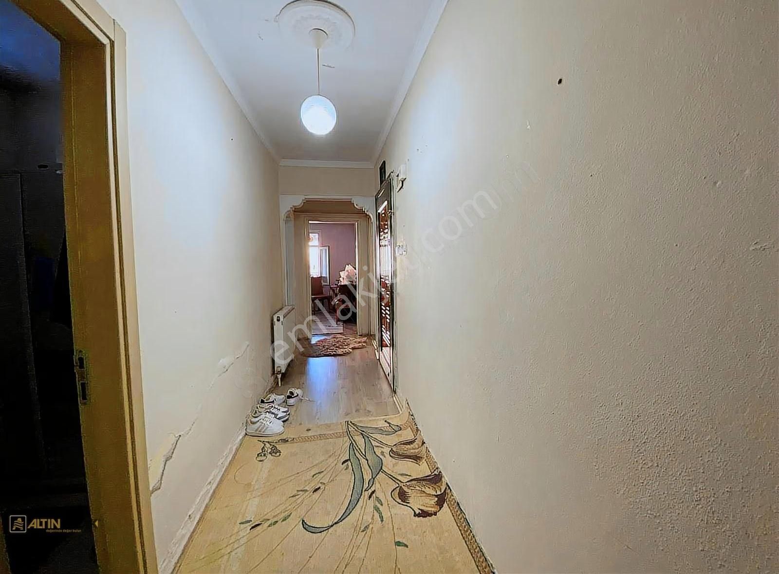 Küçükçekmece Mehmet Akif Mah. Merkezi Konumda Satılık 2+1 Daire - Görsel 11