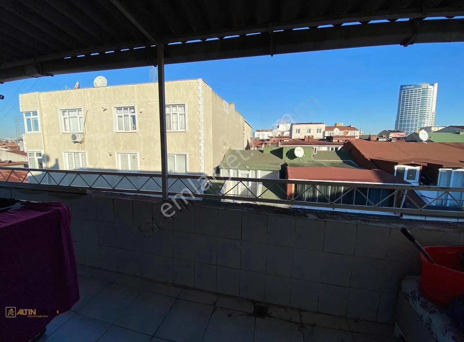 Küçükçekmece Mehmet Akif Mah. Merkezi Konumda Satılık 2+1 Daire - Görsel 3