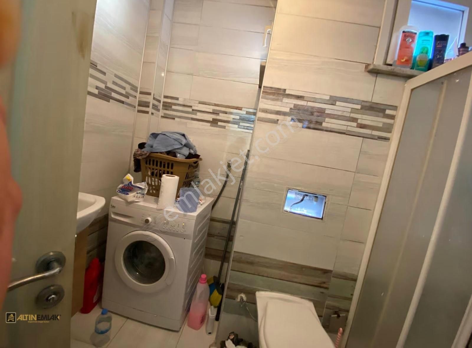 Küçükçekmece Mehmet Akif Mah. Merkezi Konumda Satılık 2+1 Daire - Görsel 21