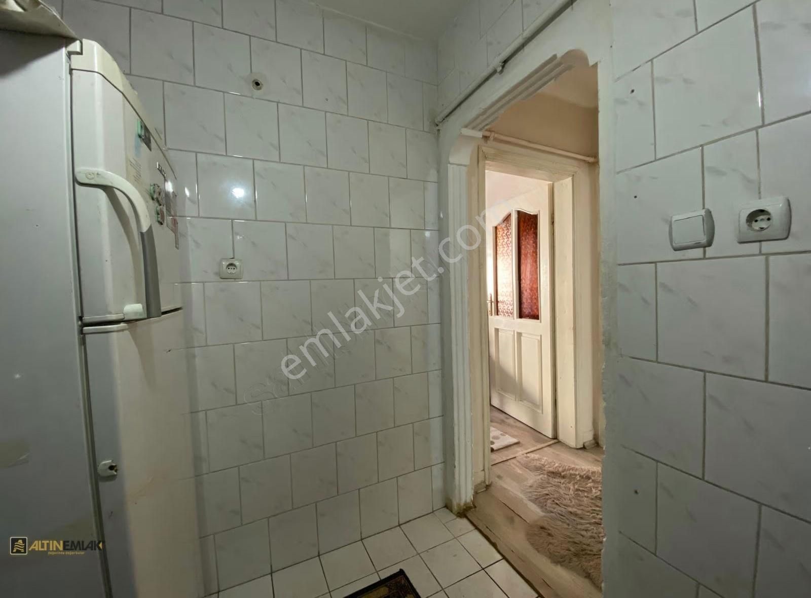 Küçükçekmece Mehmet Akif Mah. Merkezi Konumda Satılık 2+1 Daire - Görsel 22