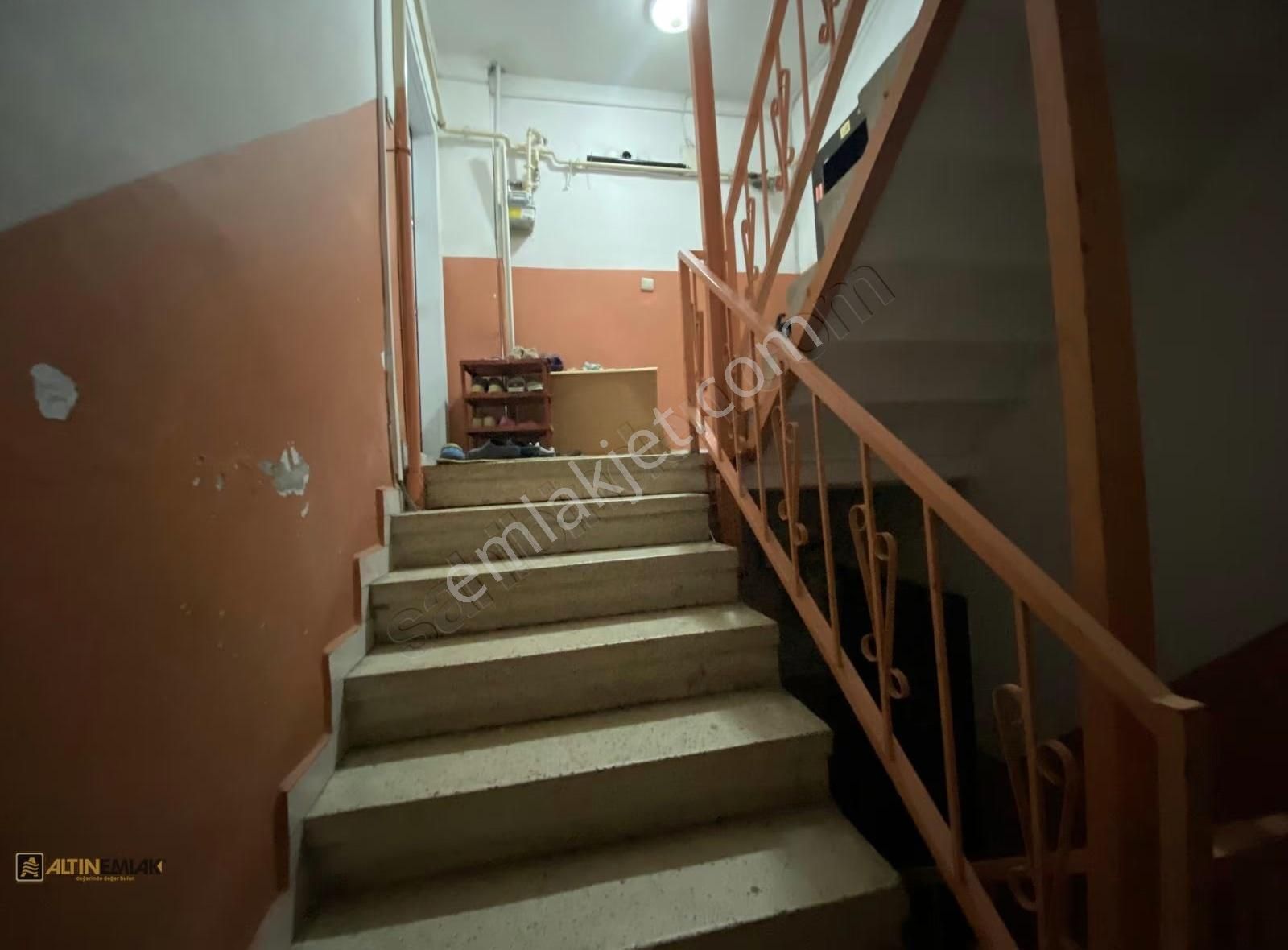 Küçükçekmece Mehmet Akif Mah. Merkezi Konumda Satılık 2+1 Daire - Görsel 20