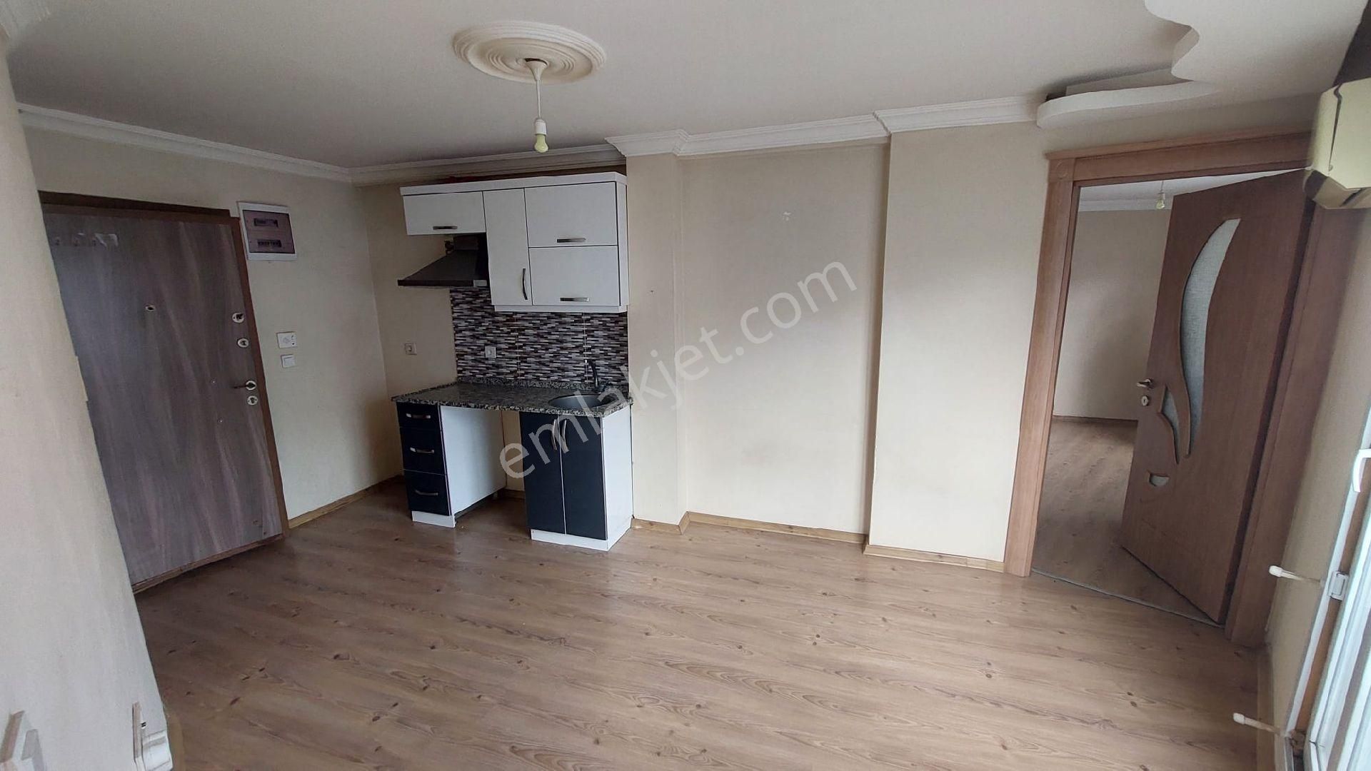 Buca Kuruçeşme 1+1 Ara Kat Balkonlu - Görsel 2