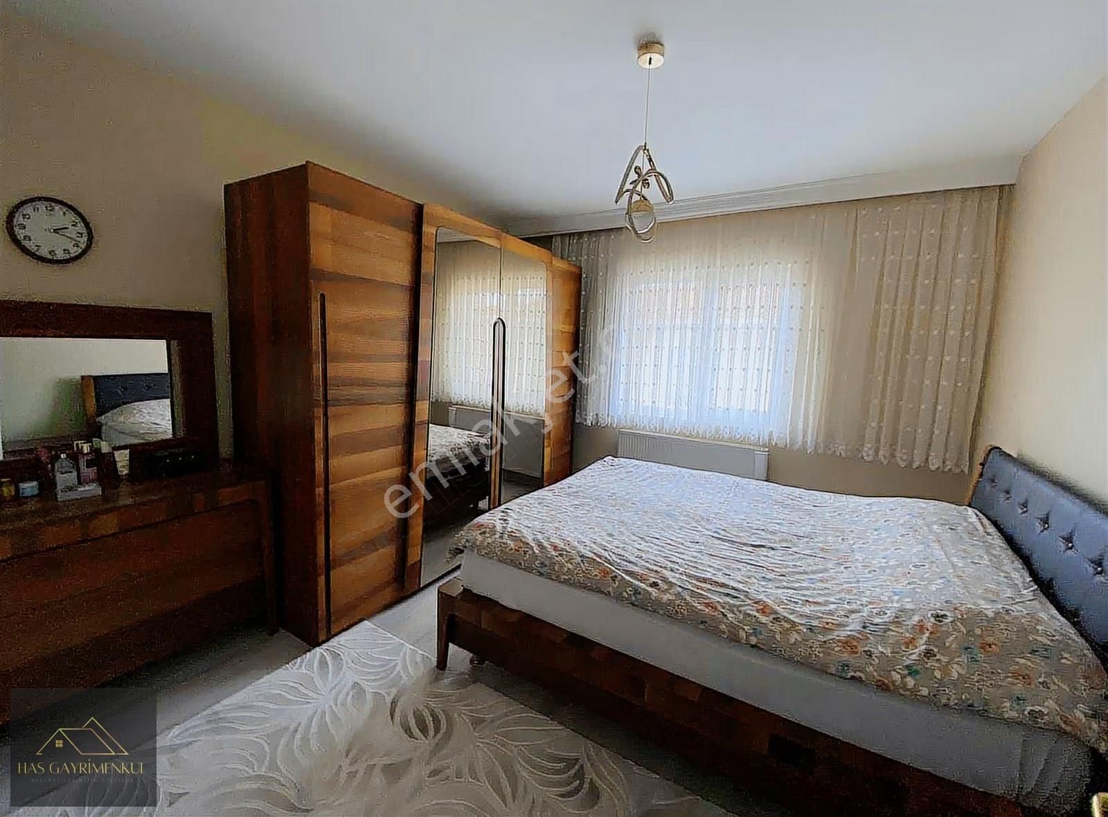 Has Gayrimenkul'den 3+1 140m2 Ebeveyn Banyolu Sitede Daire - Görsel 14