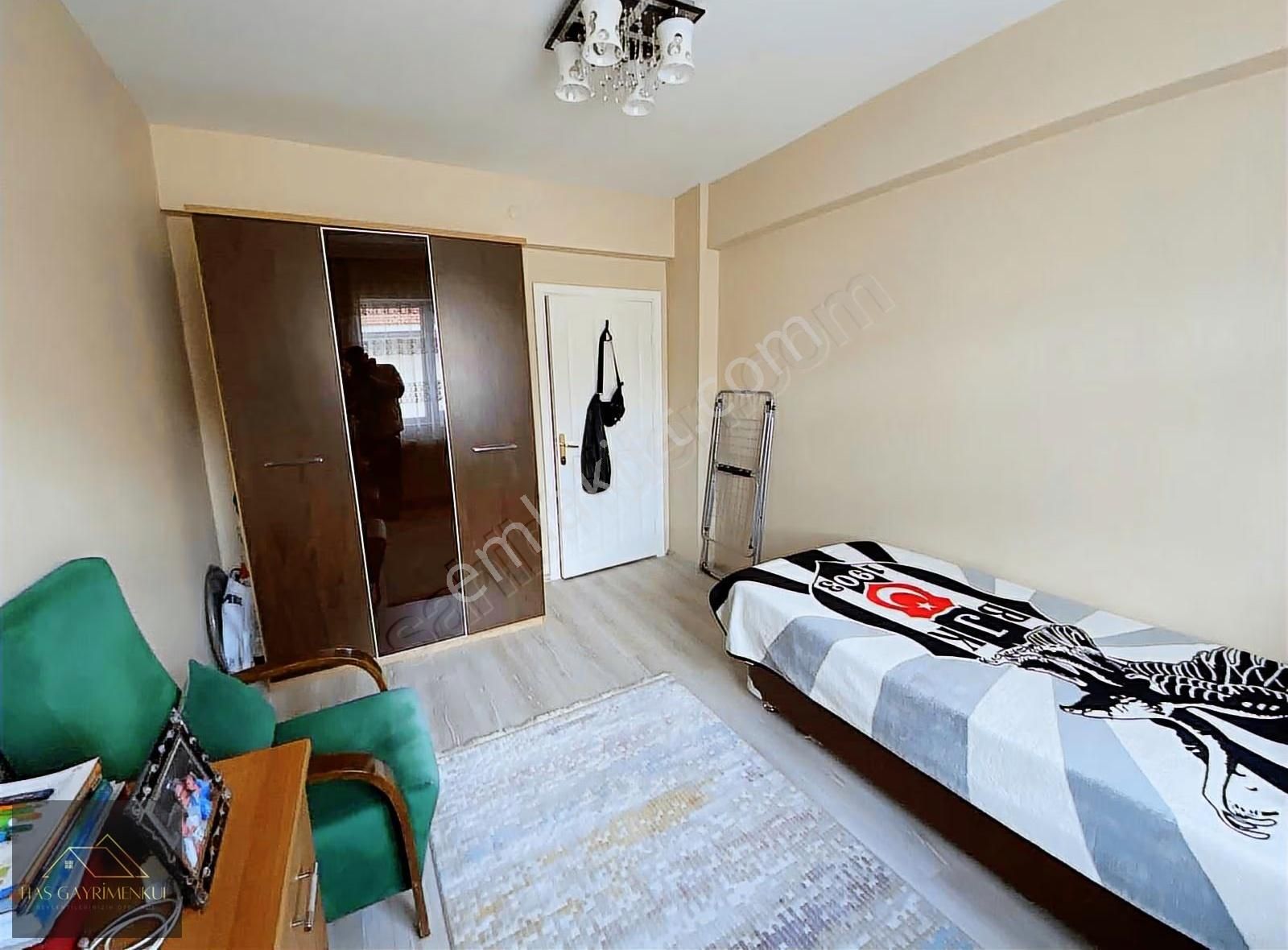 Has Gayrimenkul'den 3+1 140m2 Ebeveyn Banyolu Sitede Daire - Görsel 12