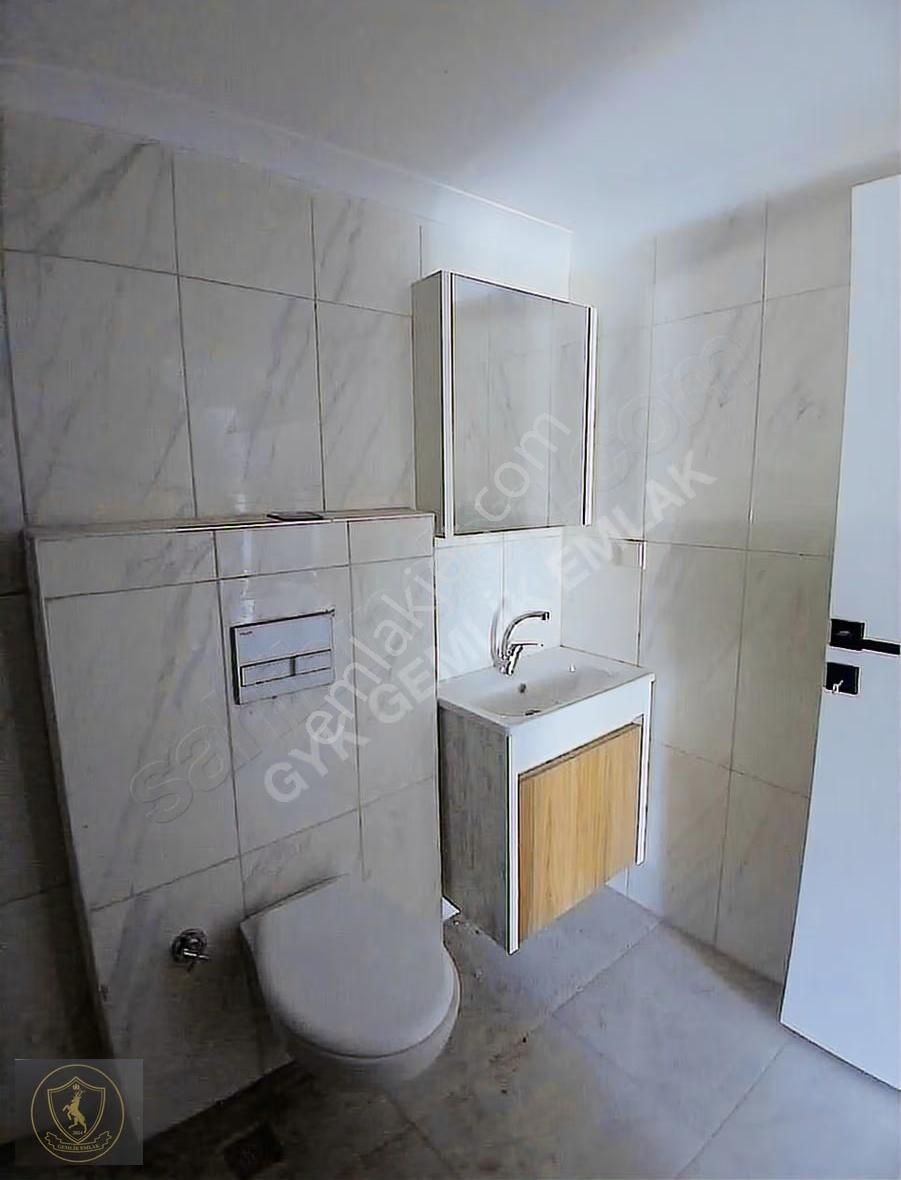 Gemlik Emlaktan Fırsat Daire Asansörlü Binada 3+1 Dubleks - Görsel 27