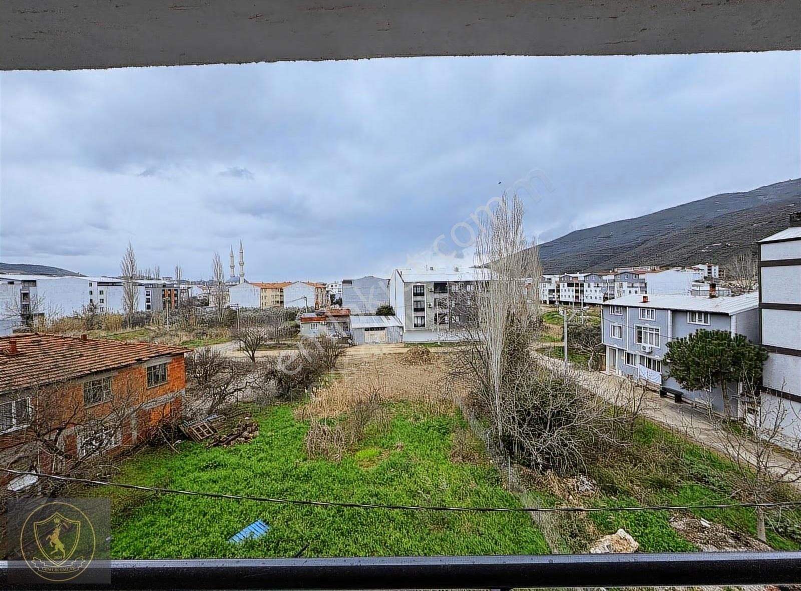 Gemlik Emlaktan Fırsat Daire Asansörlü Binada 3+1 Dubleks - Görsel 24