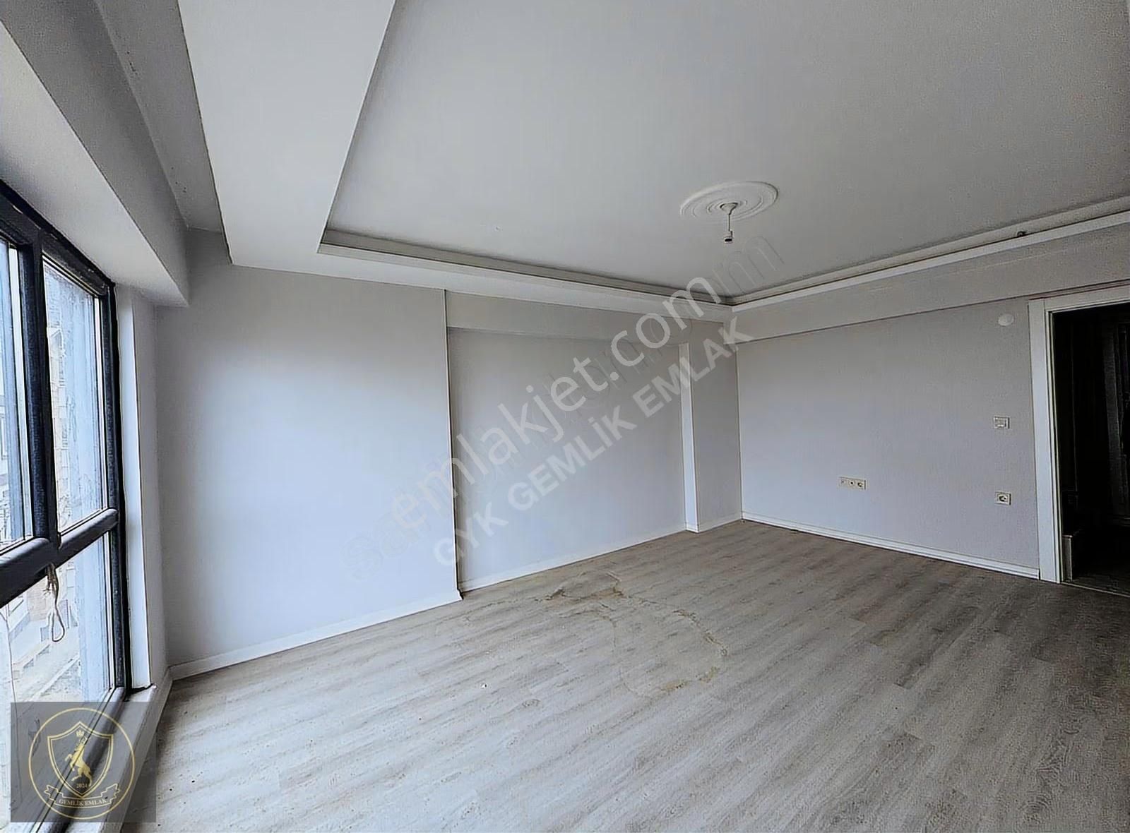Gemlik Emlaktan Fırsat Daire Asansörlü Binada 3+1 Dubleks - Görsel 23