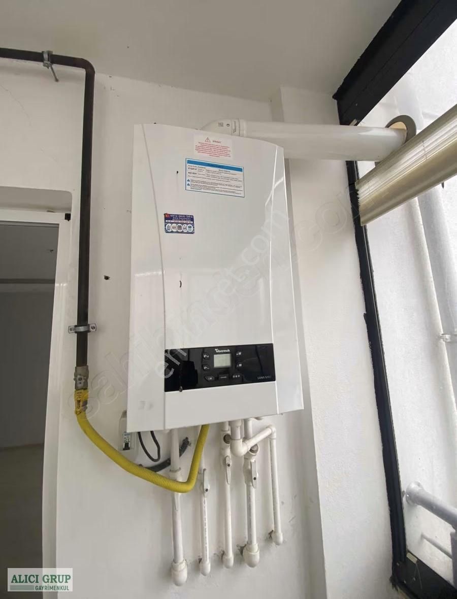 Geniş-doğalgazlı 3+1 Kapalı Mutfak-havuzlu Site İçerisinde - Görsel 15