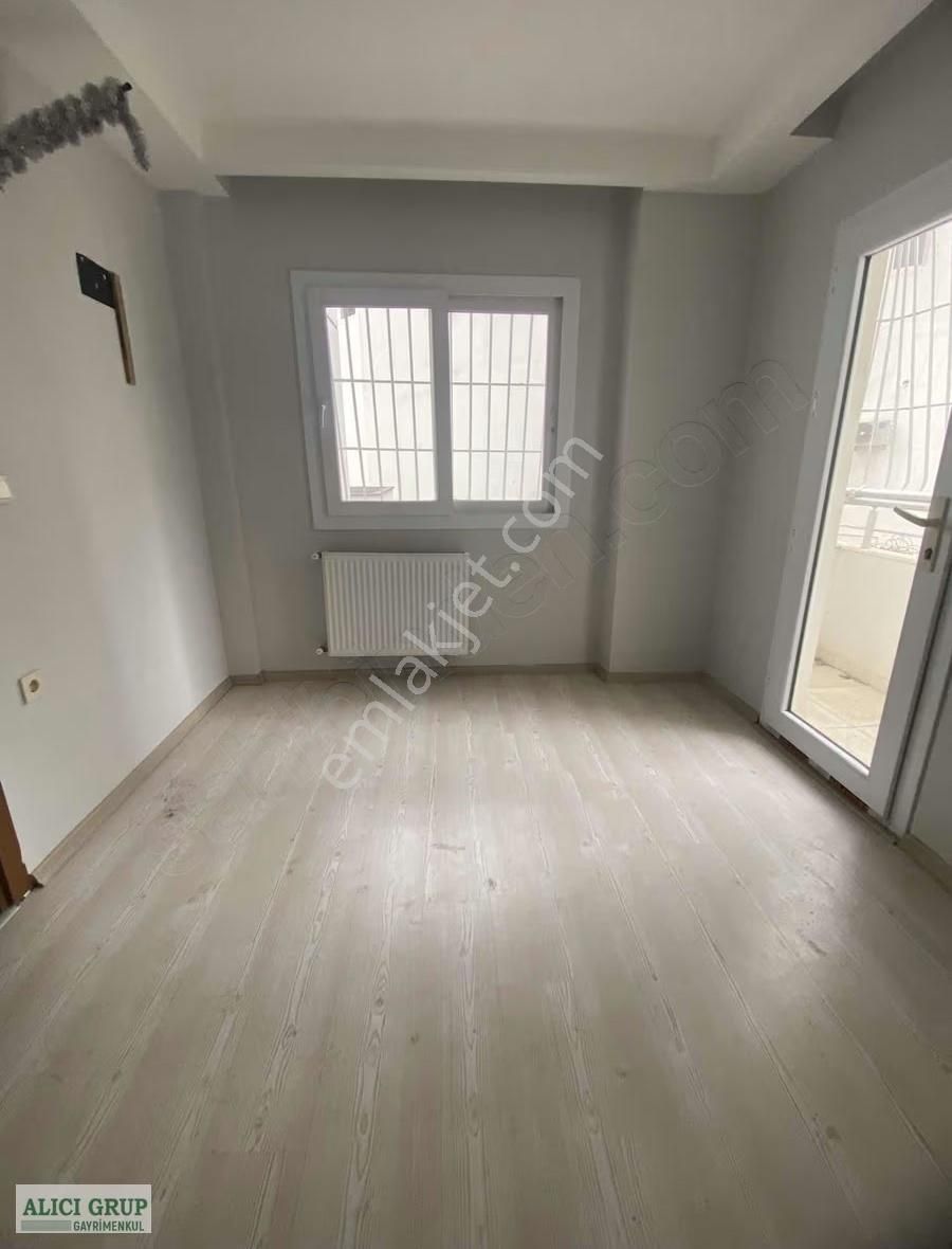 Geniş-doğalgazlı 3+1 Kapalı Mutfak-havuzlu Site İçerisinde - Görsel 20