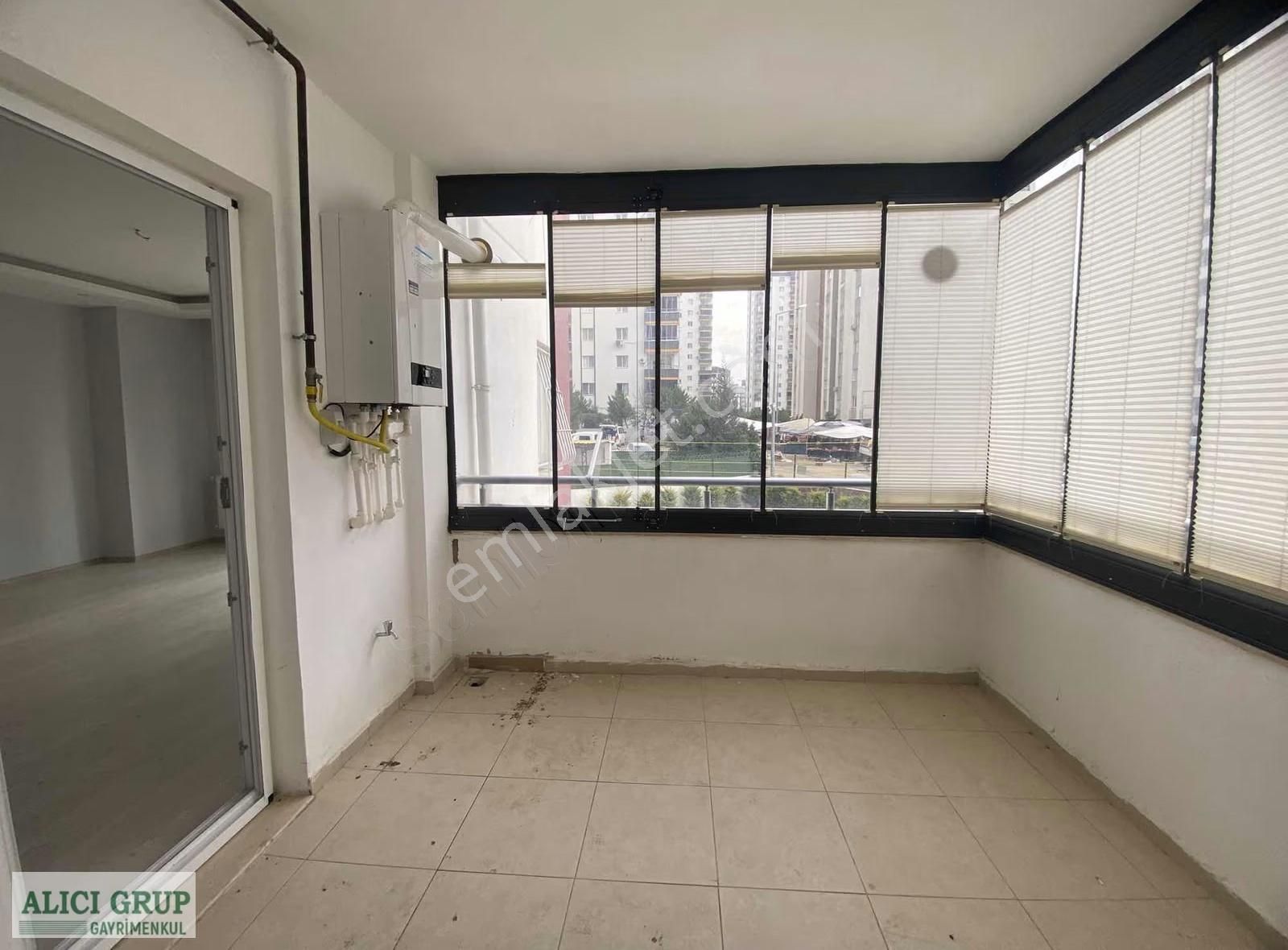 Geniş-doğalgazlı 3+1 Kapalı Mutfak-havuzlu Site İçerisinde - Görsel 3