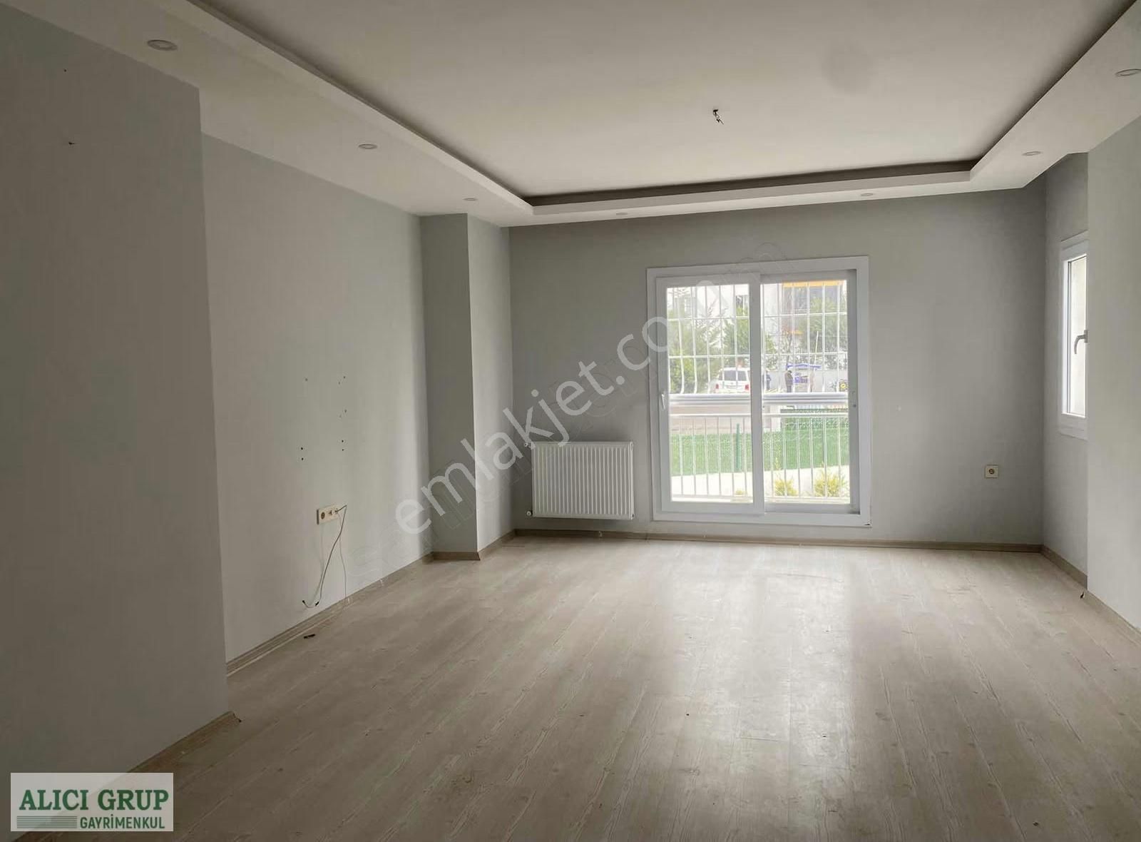 Geniş-doğalgazlı 3+1 Kapalı Mutfak-havuzlu Site İçerisinde - Görsel 11