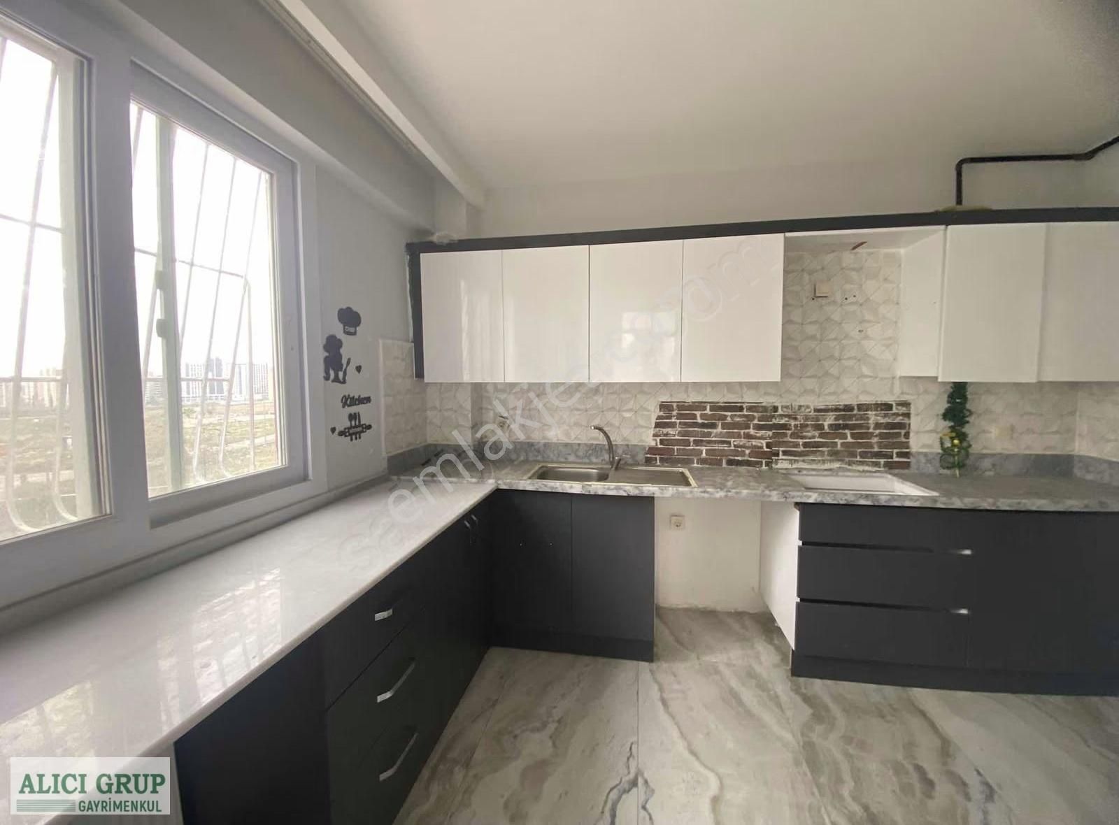 Geniş-doğalgazlı 3+1 Kapalı Mutfak-havuzlu Site İçerisinde - Görsel 17