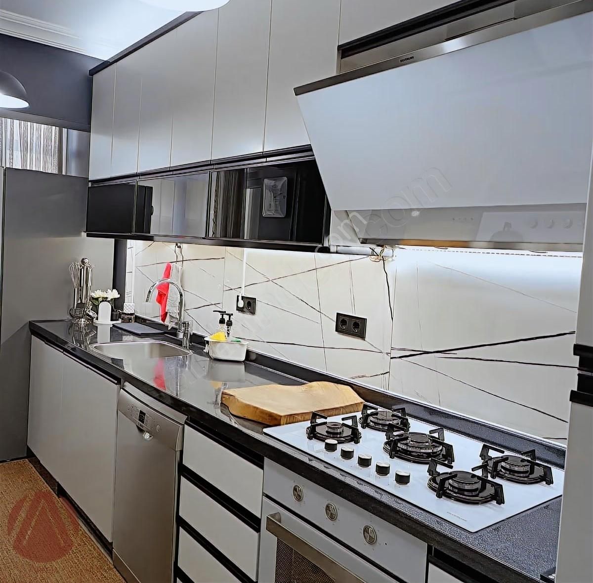 Çankaya, Harbiye Mah. Niğde Sok. Lüks Yapılı 3+1 Satılık