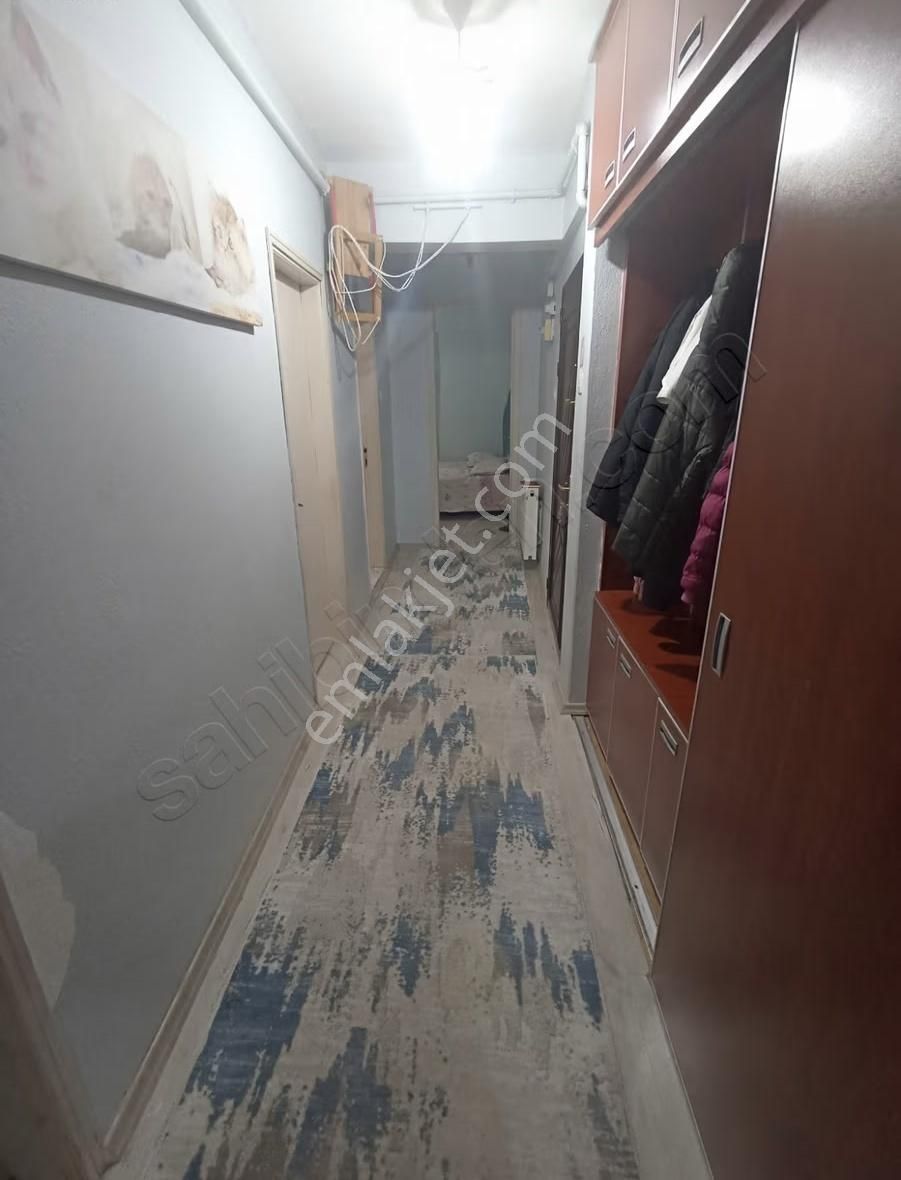 Burhaniye'de Çok Merkezi Konumda Uygun Fiyatlı Ayrı Mutfak 2+1 - Görsel 16