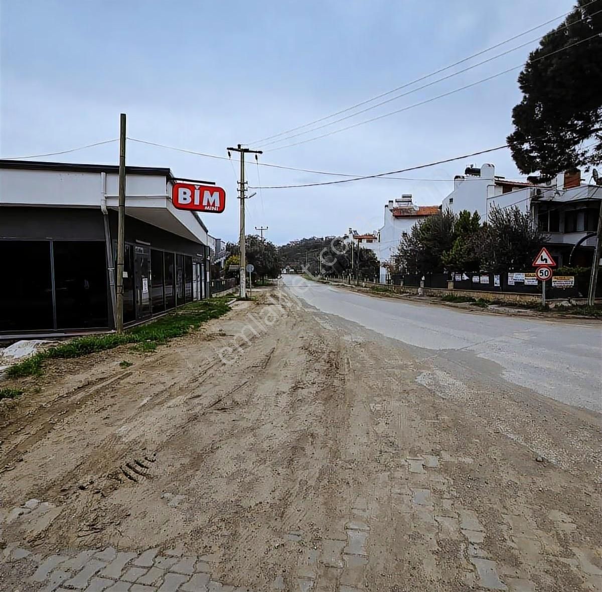 Pelitköy Sahilde Denize Ve Sosyal Tesislere Çok Yakın Yazlık - Görsel 25
