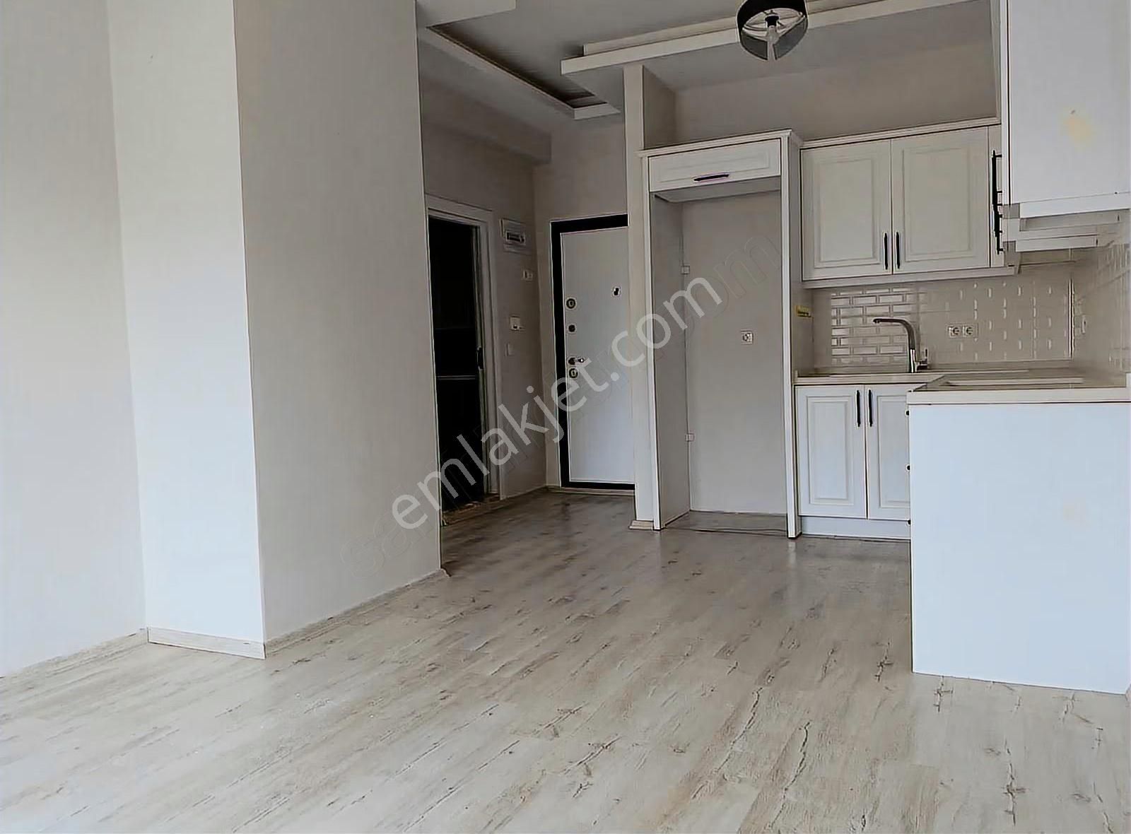 Foça Haciveli'de Tam Merkezde Asansörlü 2+1 Dubleks Daire - Görsel 14