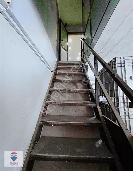 Topçular Apek Üretmende Ana Cadde Üzerinde Kiralık Dükkan - Görsel 7