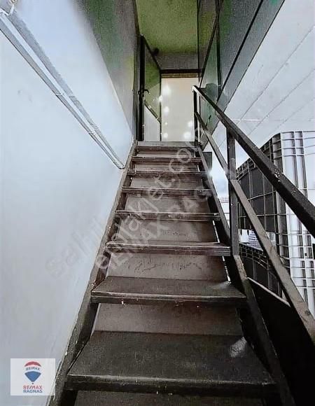 Topçular Apek Üretmende Ana Cadde Üzerinde Satılık Dükkân - Görsel 14