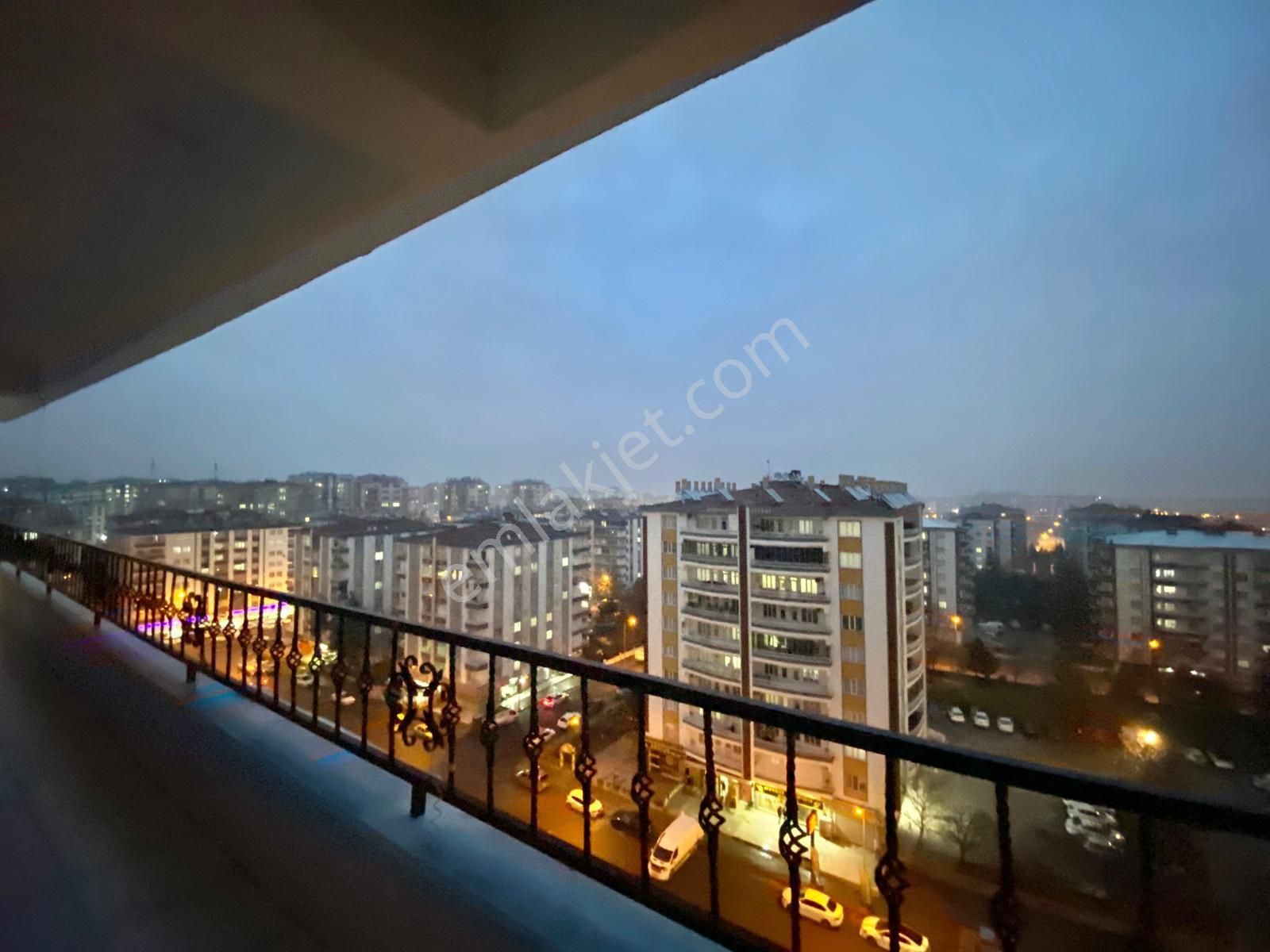 Musa Anter Caddesinde 4+1 Ferah Cepheli Satılık Fırsat Daire! - Görsel 17