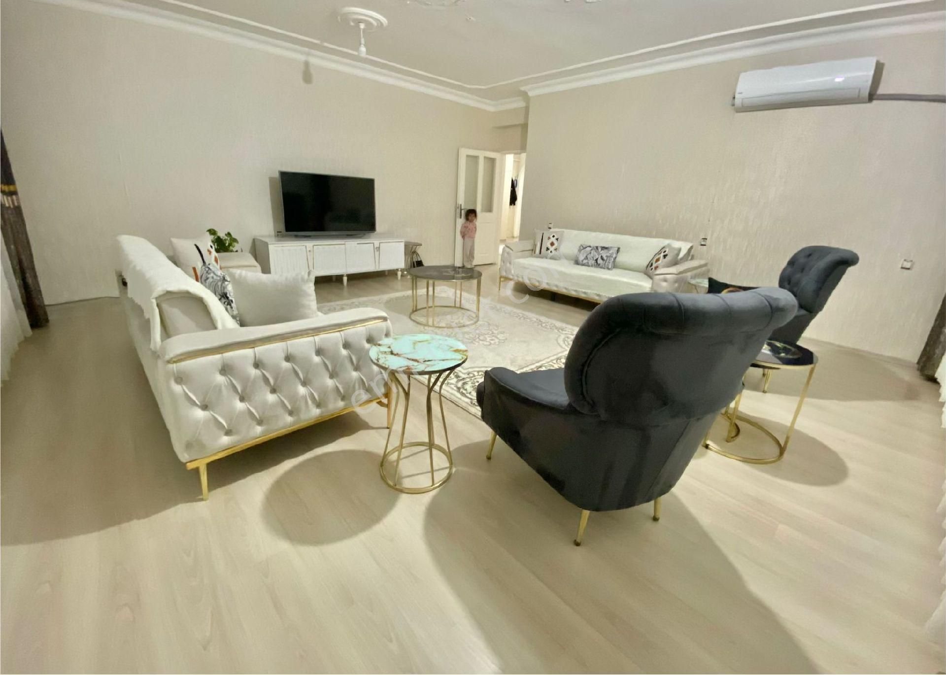 Musa Anter Caddesinde 4+1 Ferah Cepheli Satılık Fırsat Daire! - Görsel 9