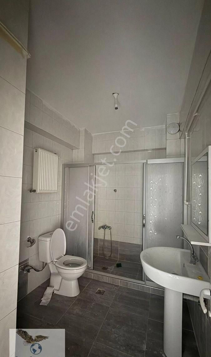 Avcılar Cihangirde Geniş 3+2 Kiralık Daire - Görsel 16