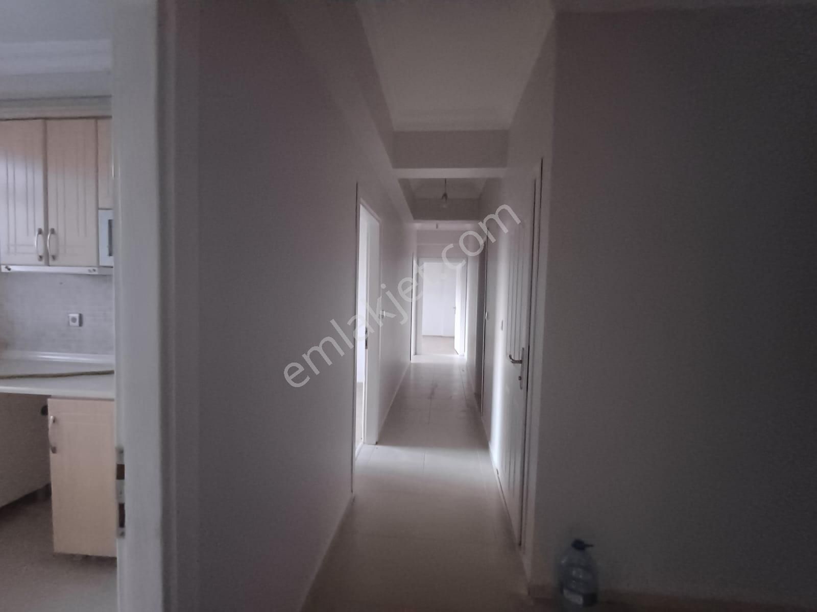 Molla Teamd'en Saray Da Merkezi Konumda Daire - Görsel 9