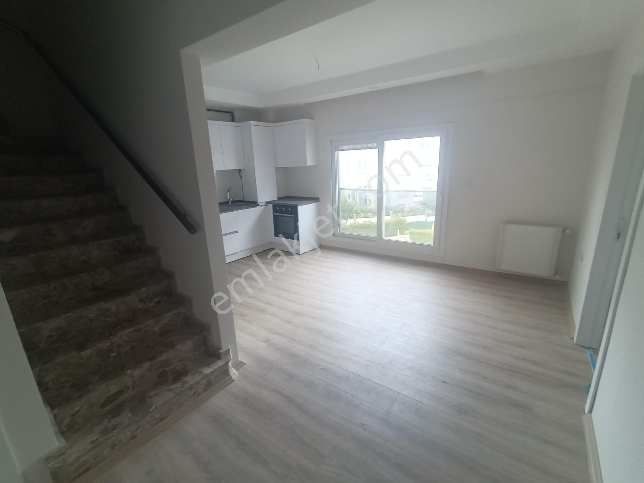 Herşeyi İle Hazır Durumda 3+1 Teraslı Dublex Sıfır Daire - Görsel 4