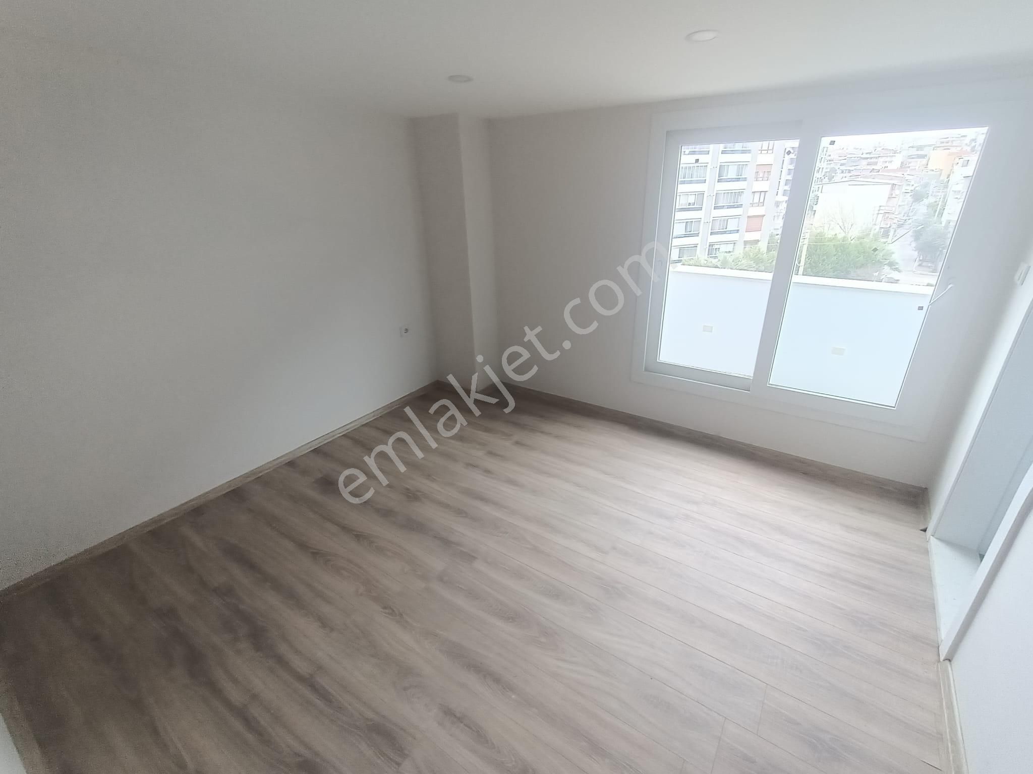 Herşeyi İle Hazır Durumda 3+1 Teraslı Dublex Sıfır Daire - Görsel 12