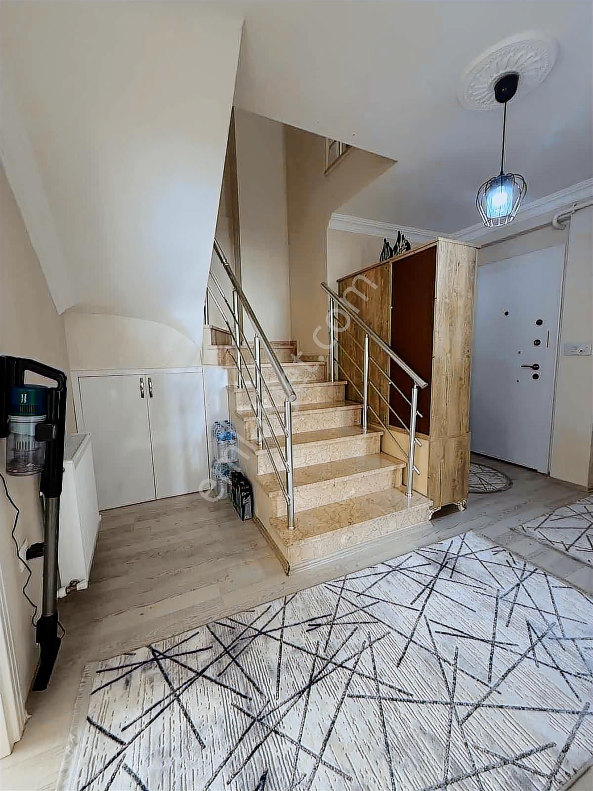 Adem Kapalı Pazarına Yakın Asansör Lü 4+1 Üst Dubleksimiz - Görsel 27