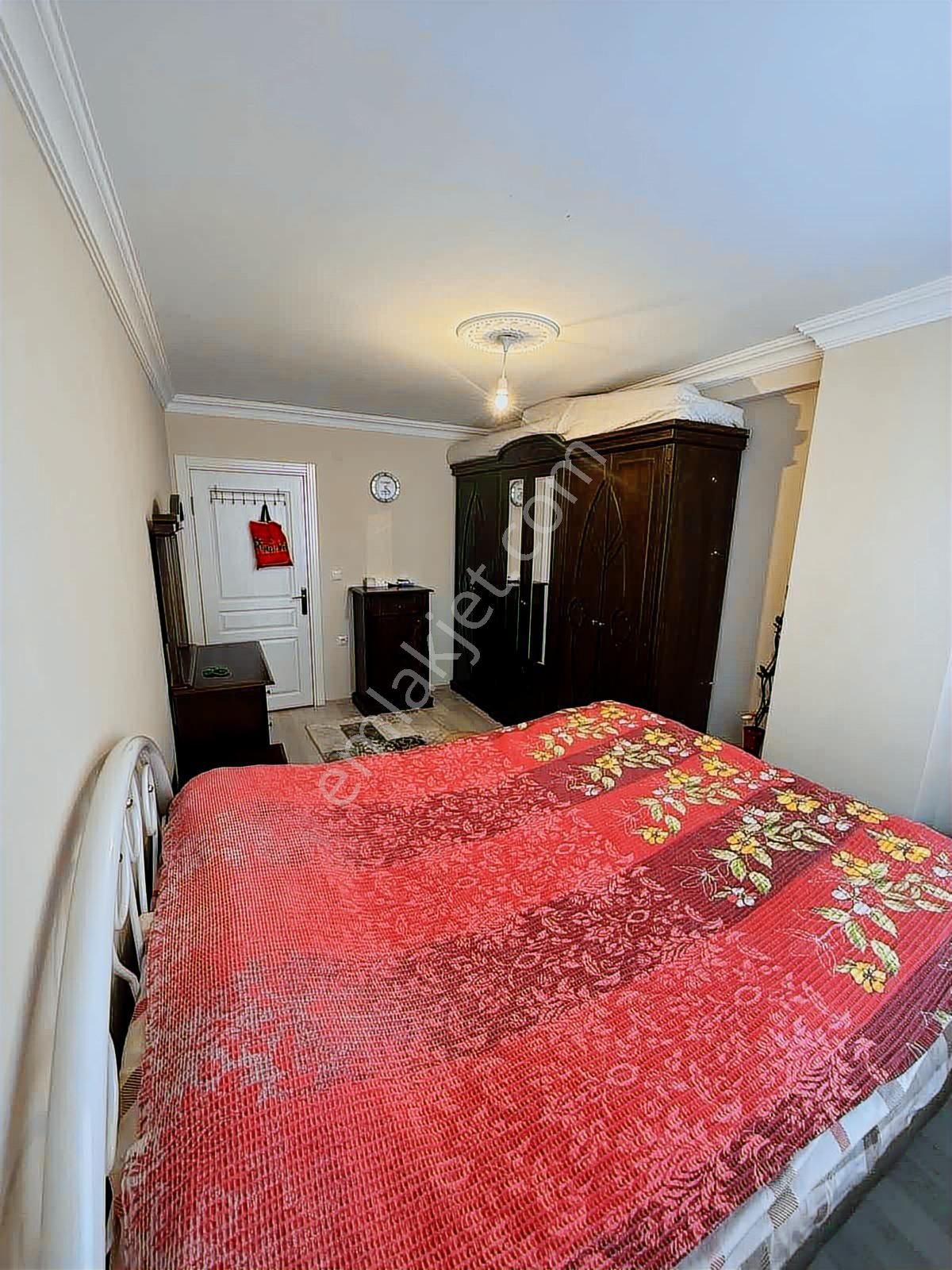 Adem Kapalı Pazarına Yakın Asansör Lü 4+1 Üst Dubleksimiz - Görsel 3