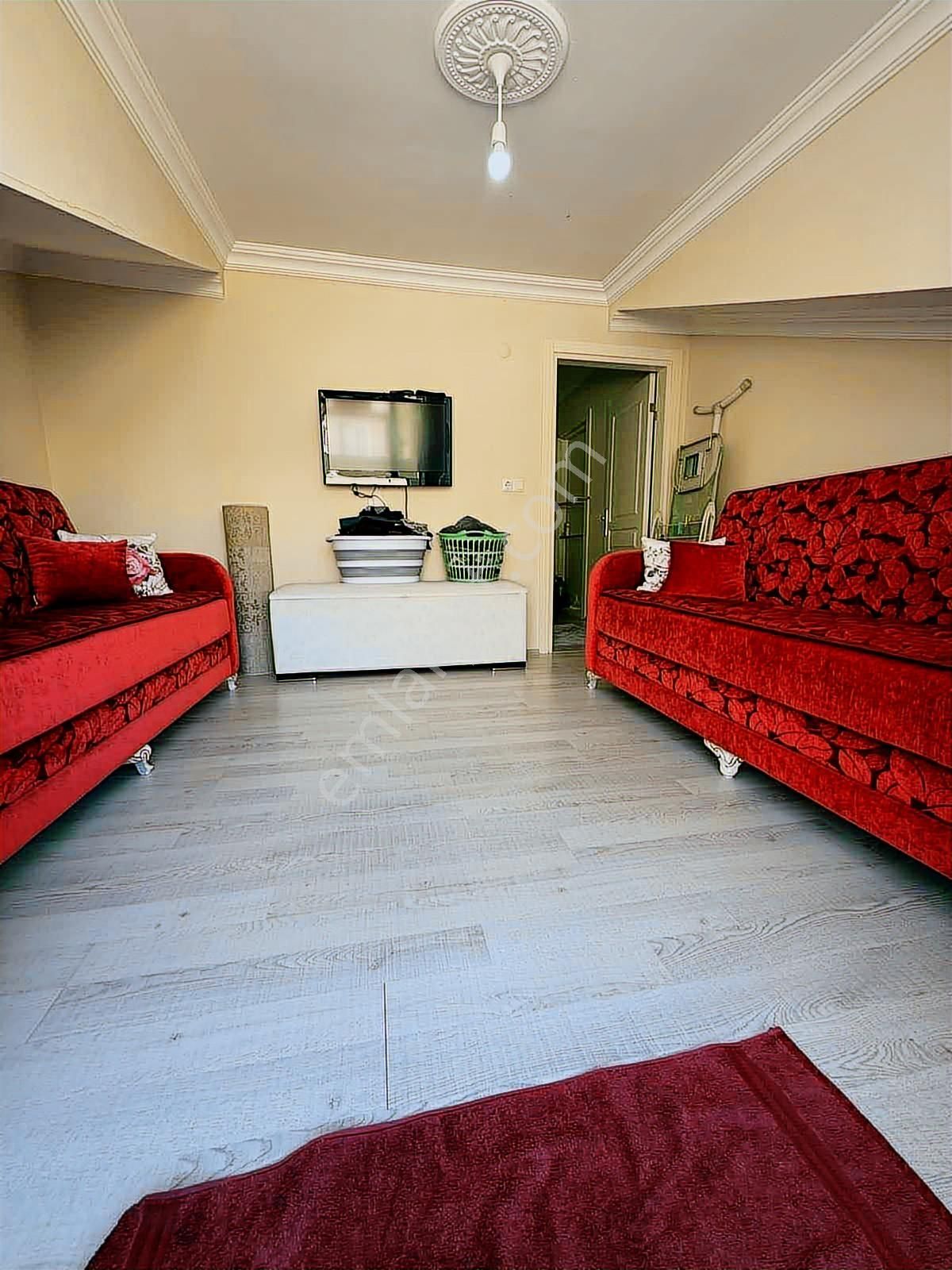 Adem Kapalı Pazarına Yakın Asansör Lü 4+1 Üst Dubleksimiz - Görsel 13