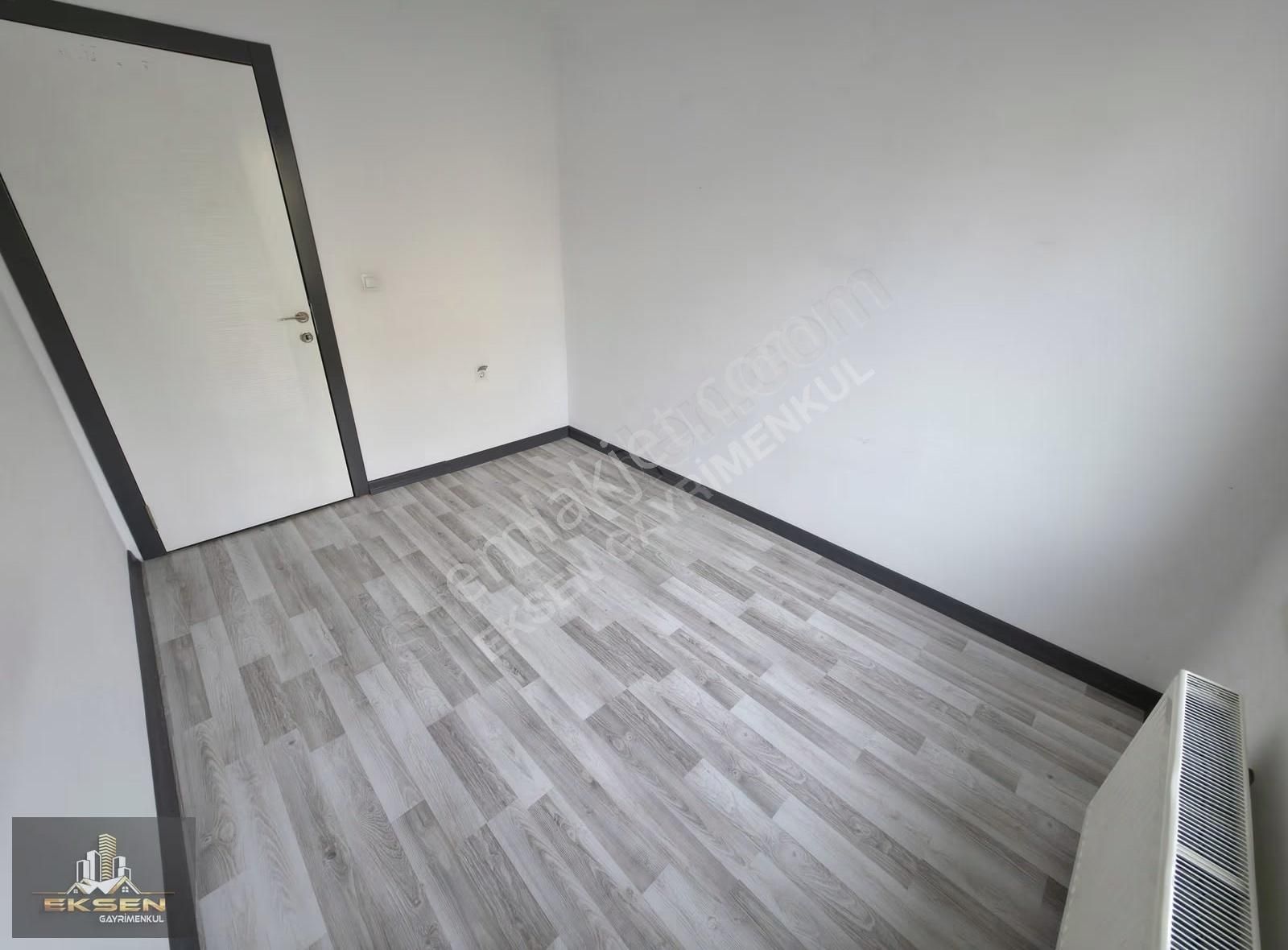 Merkezi Konumda 2.kat 3+1 Ön Cephe Kiralık Daire - Görsel 20