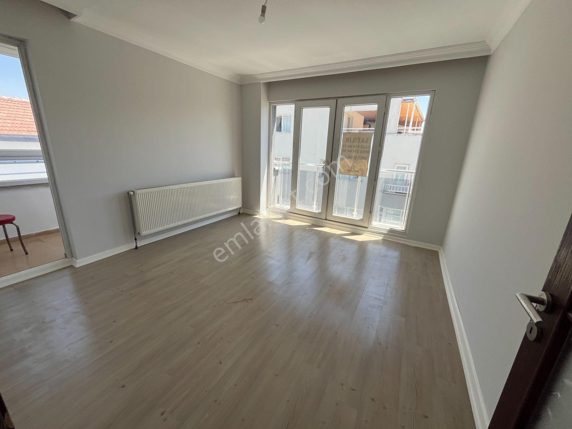 Elvanda Satılık 3+1 Teras Asansörlü Güneş İçinde - Görsel 6