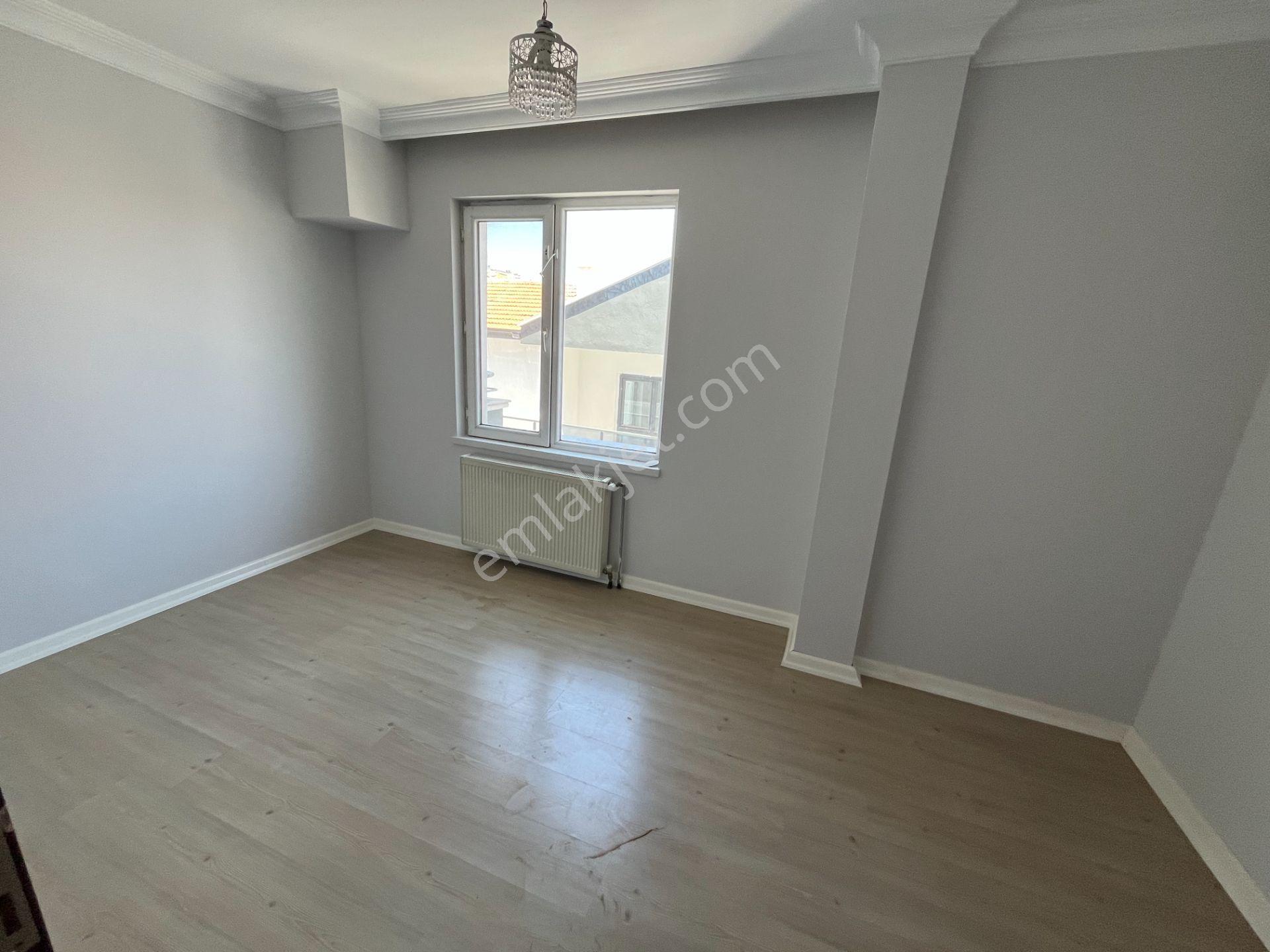 Elvanda Satılık 3+1 Teras Asansörlü Güneş İçinde - Görsel 8