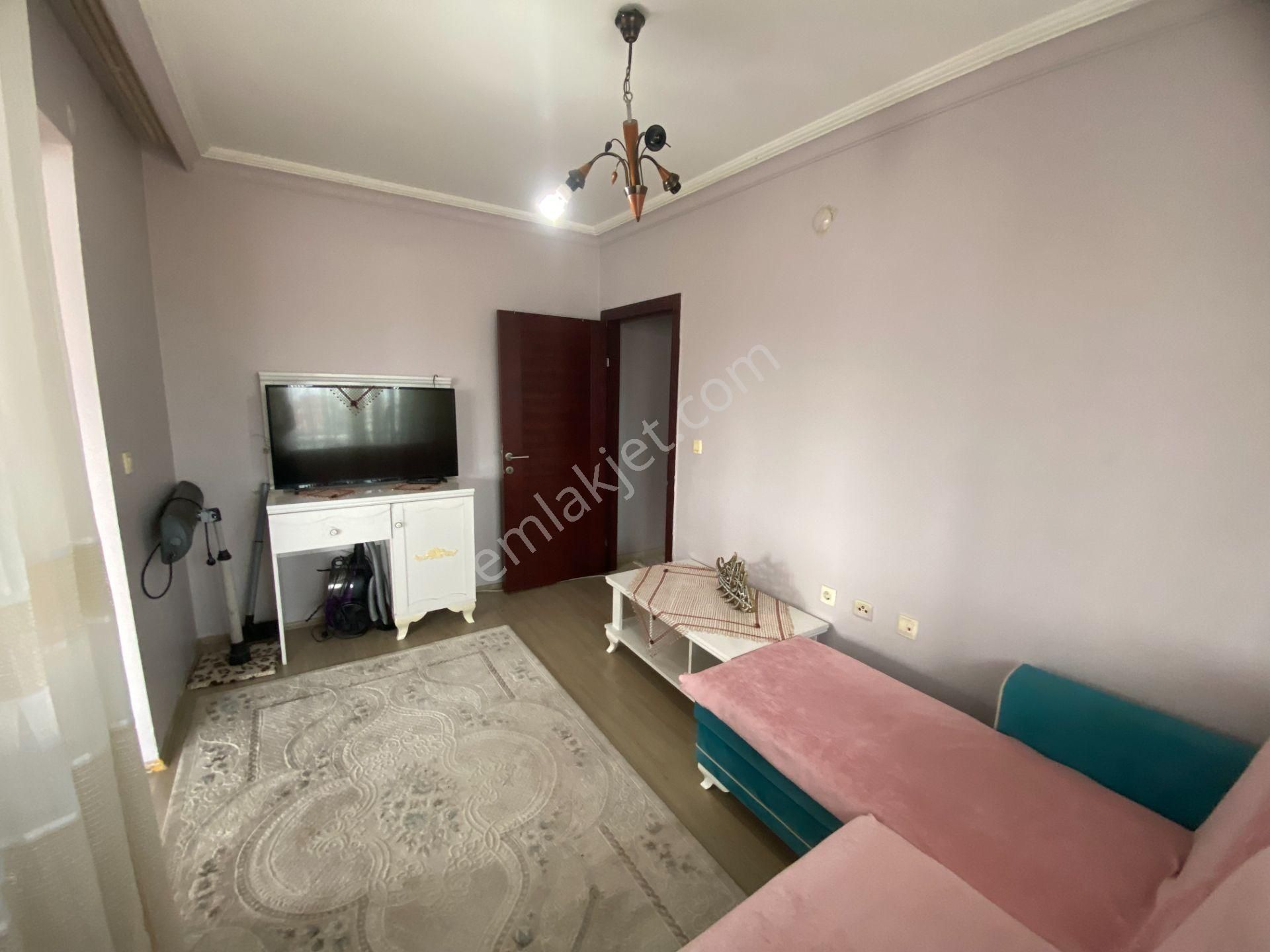 Elvanda Satılık 3+1 Teras Asansörlü Güneş İçinde - Görsel 22