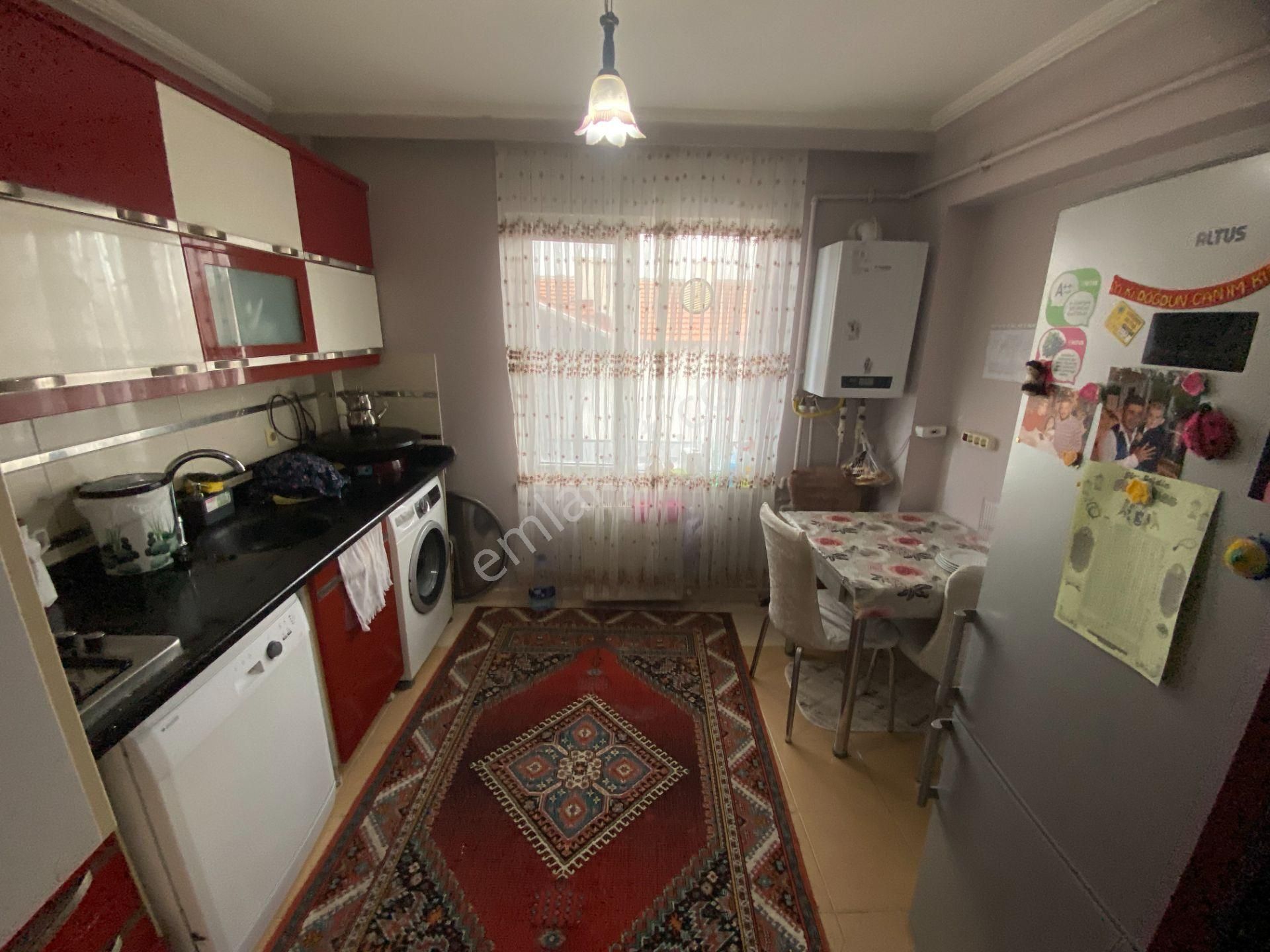 Elvanda Satılık 3+1 Teras Asansörlü Güneş İçinde - Görsel 16