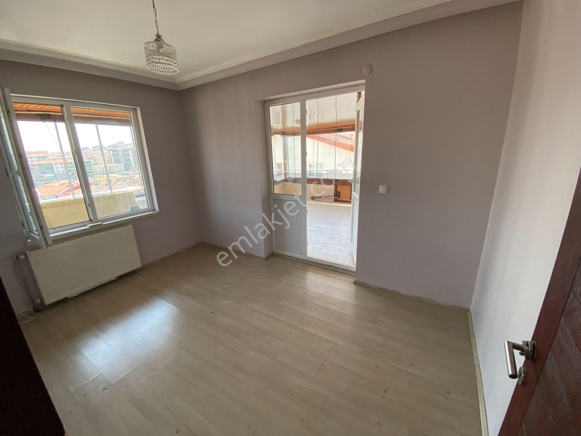Elvanda Satılık 3+1 Teras Asansörlü Güneş İçinde - Görsel 26
