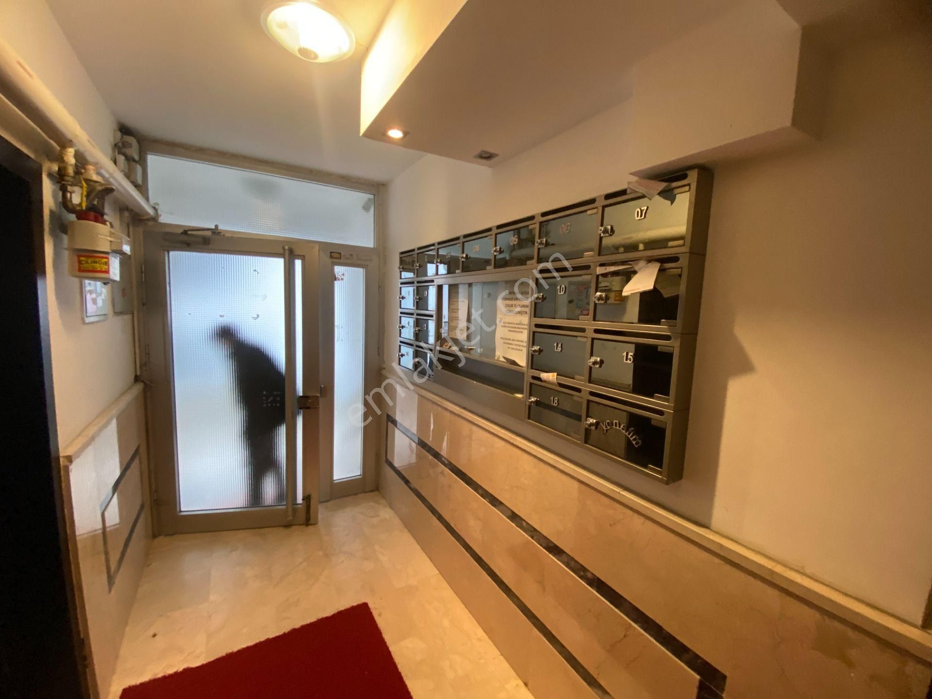 Elvanda Satılık 3+1 Teras Asansörlü Güneş İçinde - Görsel 33