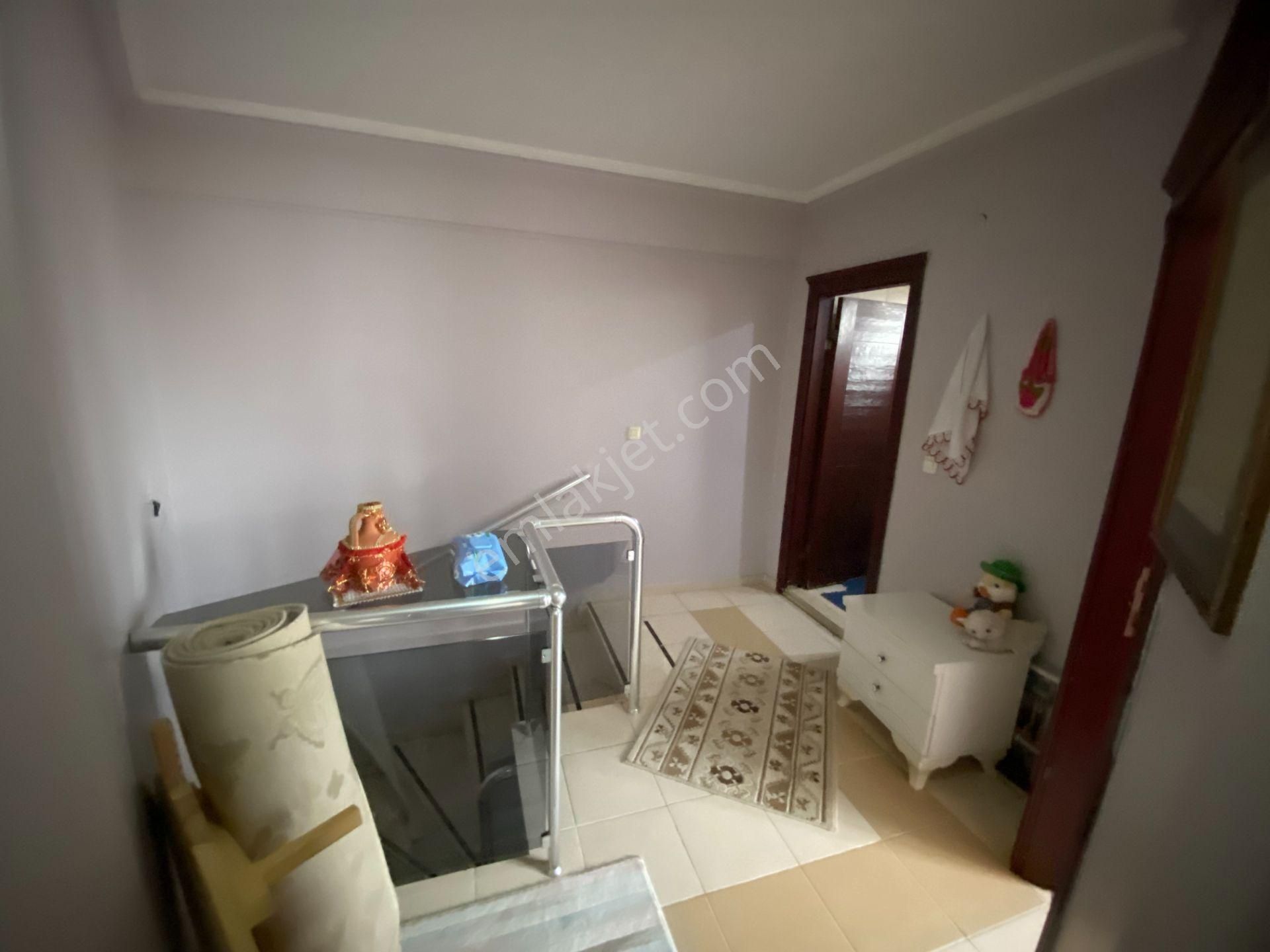 Elvanda Satılık 3+1 Teras Asansörlü Güneş İçinde - Görsel 18
