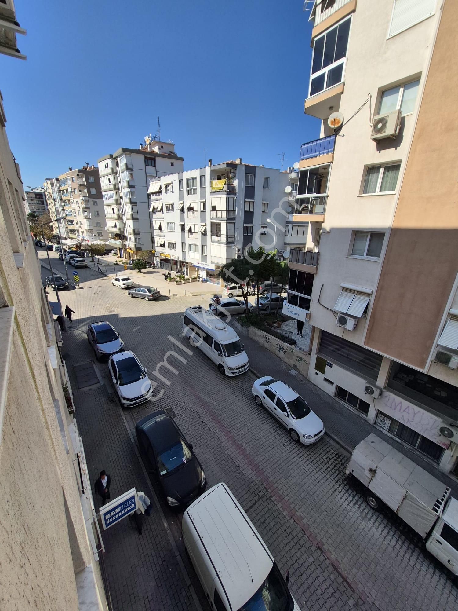 Binax Bakırçay Gayrimenkul Bahariye Üçok Blv Yakını 3+1 Ara Kat Asansörlü - Görsel 3