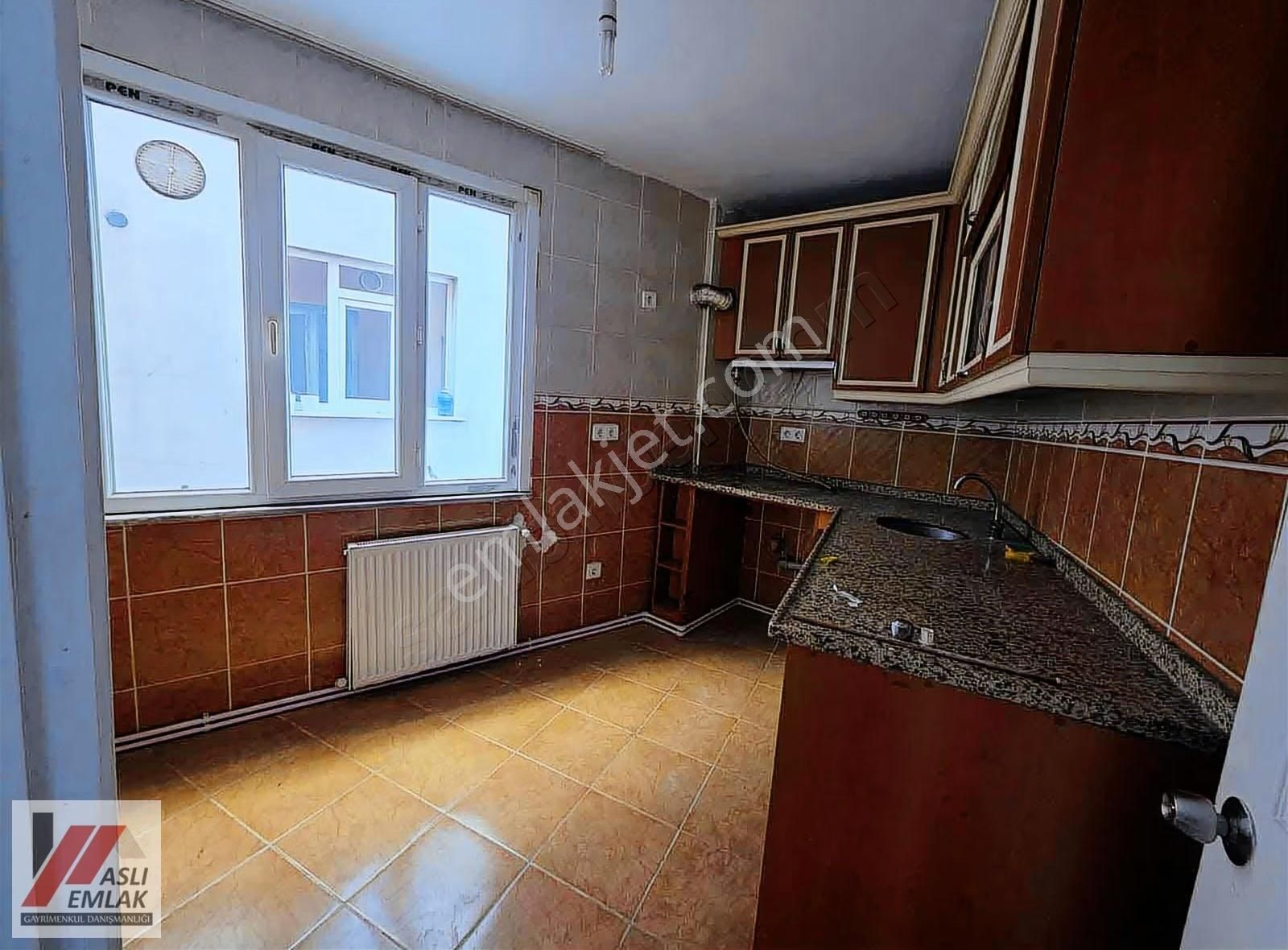 Aslı Emlak'tan 75 Yıl Mah. Satılık 2+1 Balkonlu 2. Kat Daire - Görsel 33
