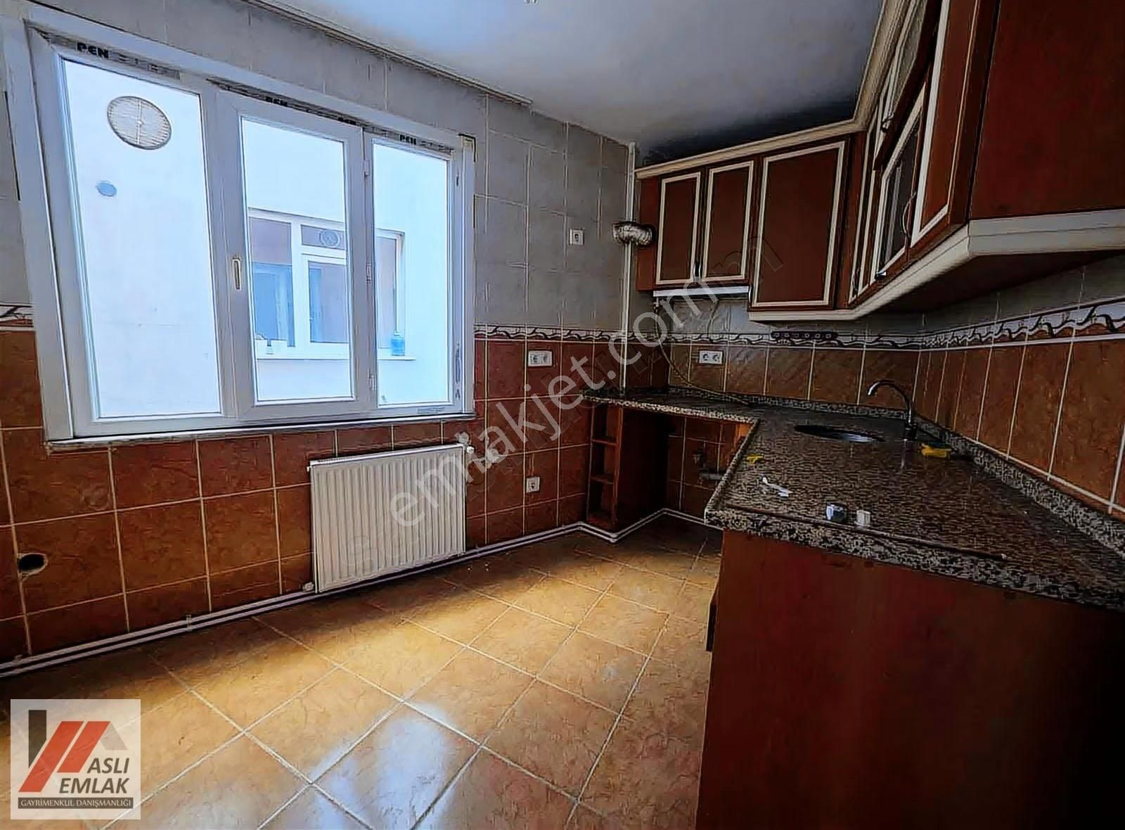 Aslı Emlak'tan 75 Yıl Mah. Satılık 2+1 Balkonlu 2. Kat Daire - Görsel 6