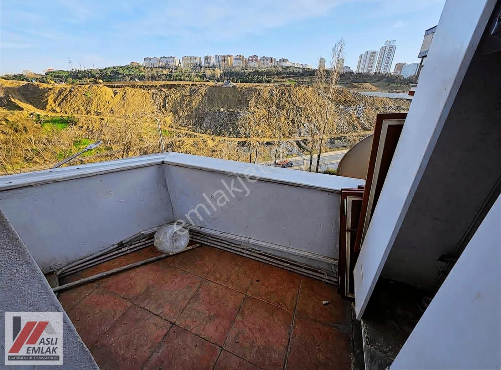 Aslı Emlak'tan 75 Yıl Mah. Satılık 2+1 Balkonlu 2. Kat Daire - Görsel 7
